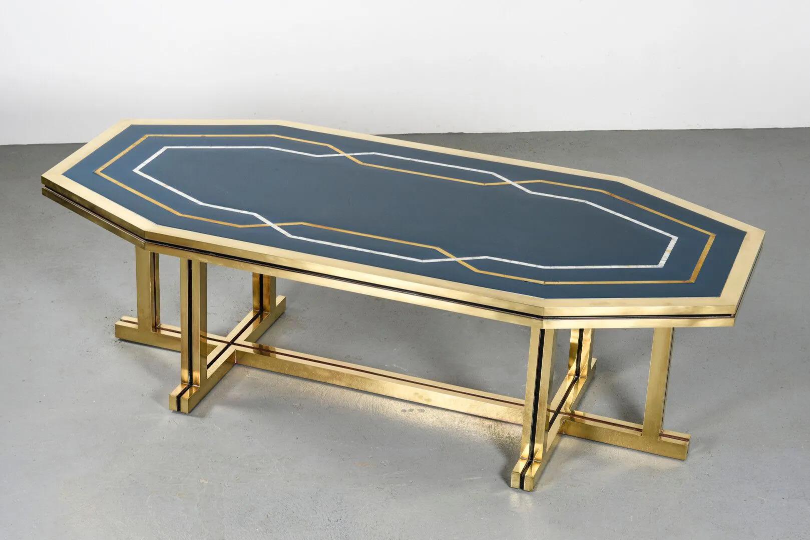 Lacquered Maison Jansens, Very Large Dining Table Special Order for the Embassy circa 1970 For Sale