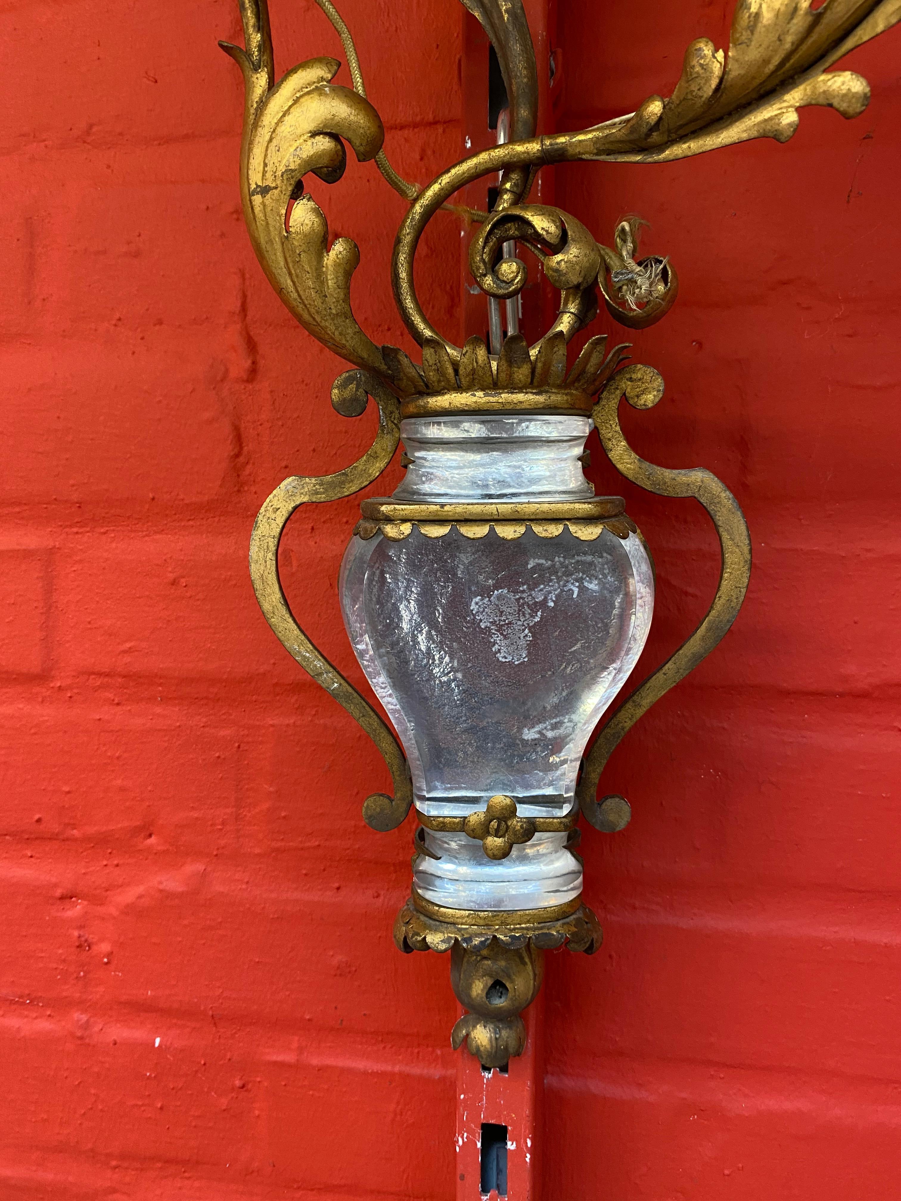 Mid-Century Modern Maison Baguès, Wall Light in Gold Metal and glass circa 1950 For Sale