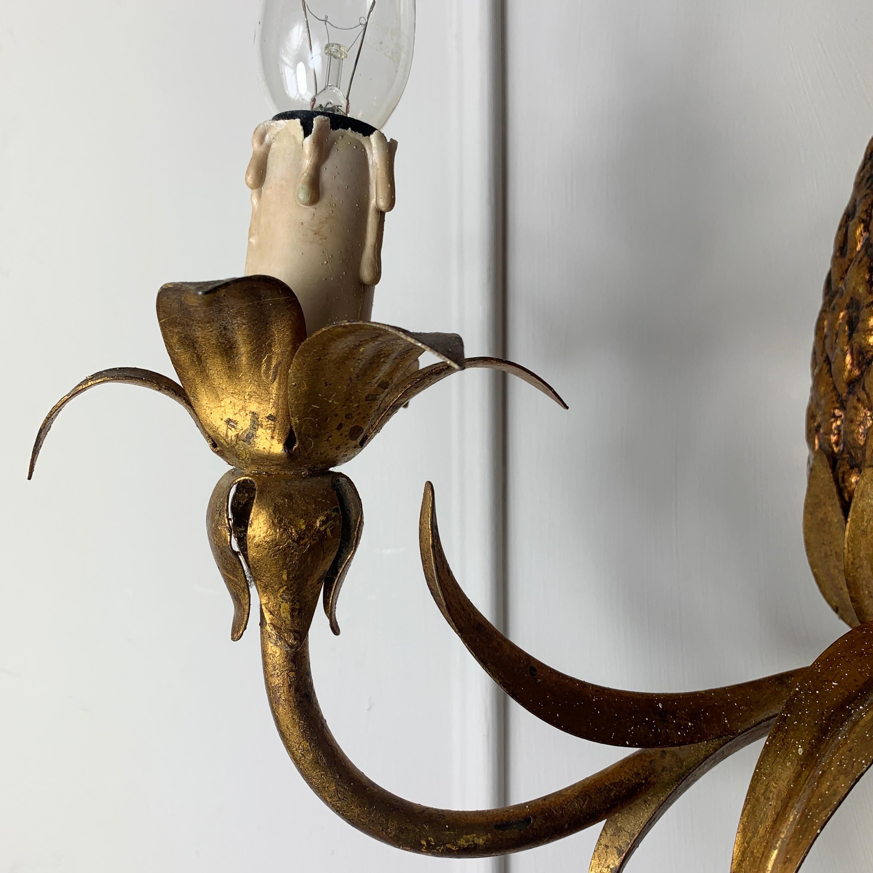Maison Charles Attributed Gilt Pineapple Wall Light In Good Condition In Hastings, GB
