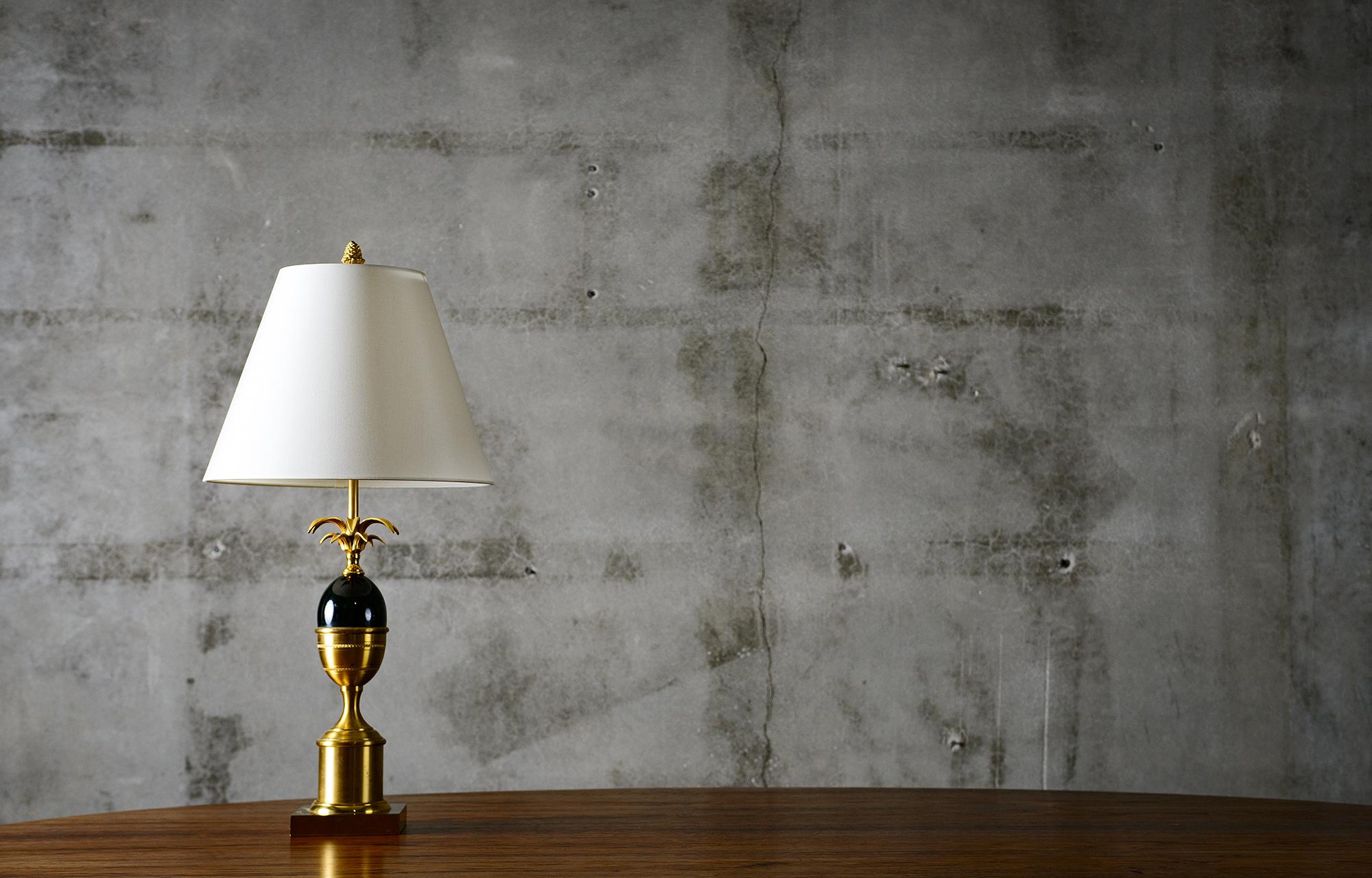 France, Maison Charles brass table lamp with central 