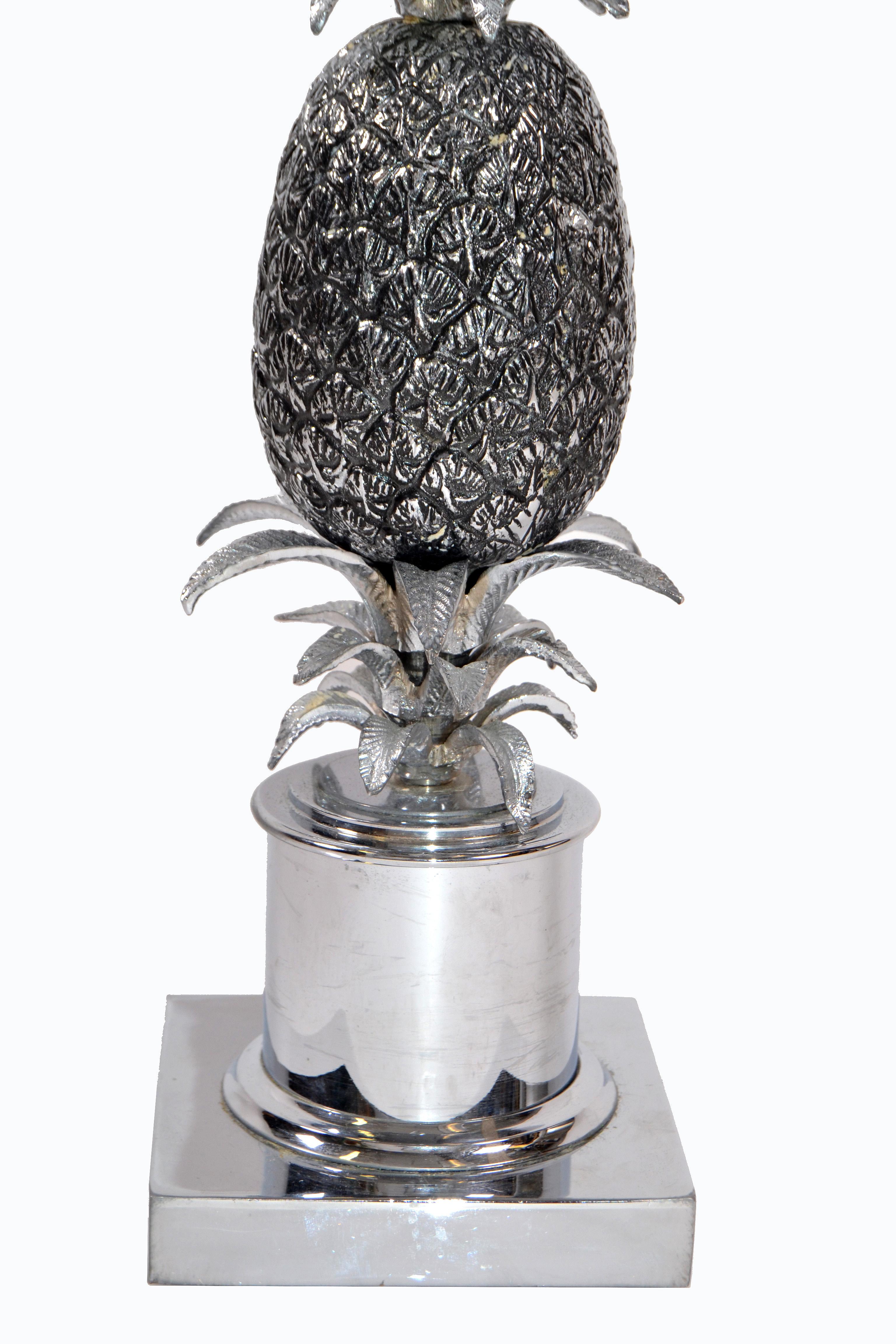 Maison Charles Chrome and Nickel Pineapple Table Lamp French Provincial 1960s In Good Condition For Sale In Miami, FL