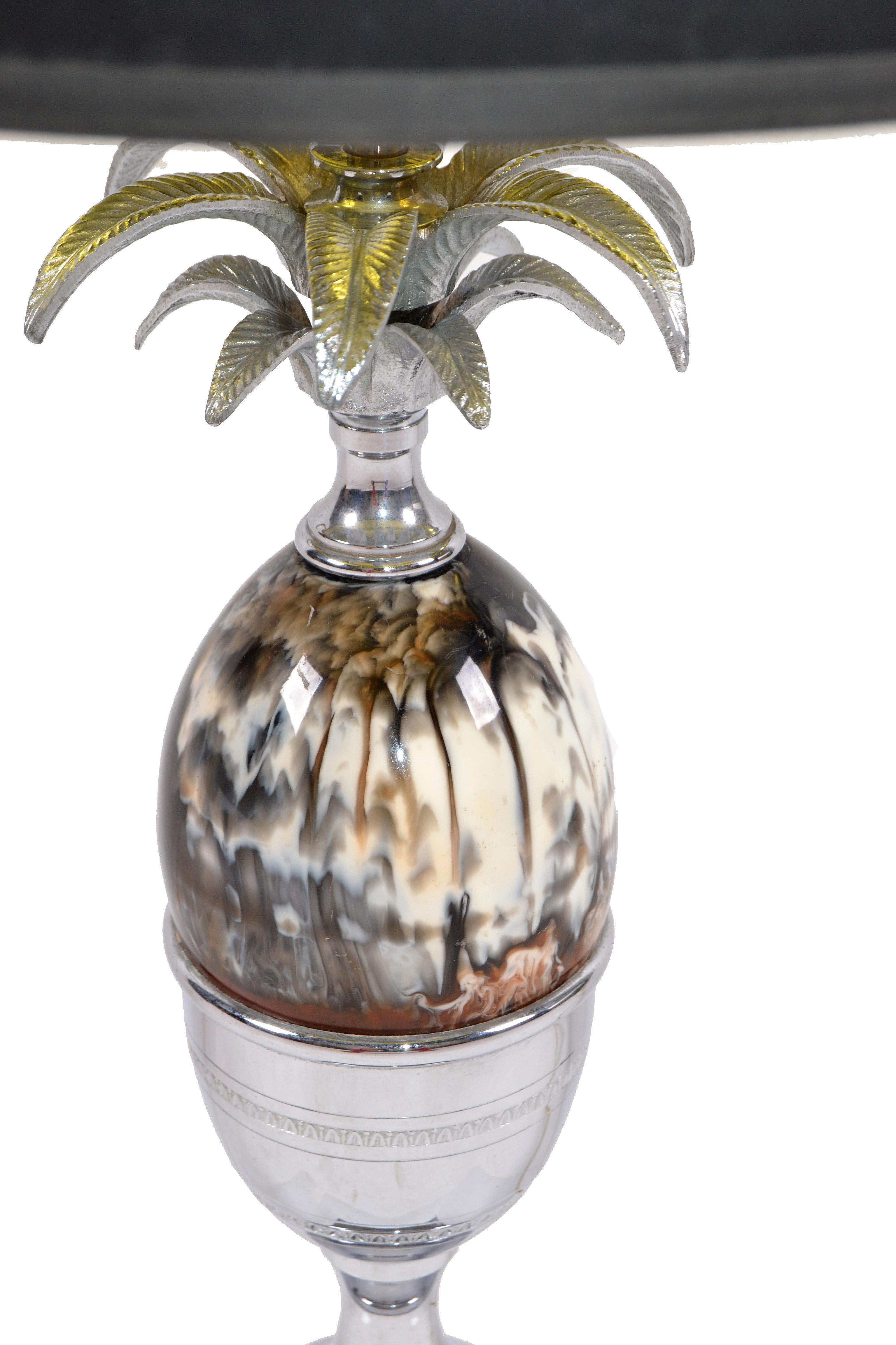 20th Century Maison Charles French Art Deco Brown Resin Acorn Nickel-Plated Table Lamp, 1950s For Sale