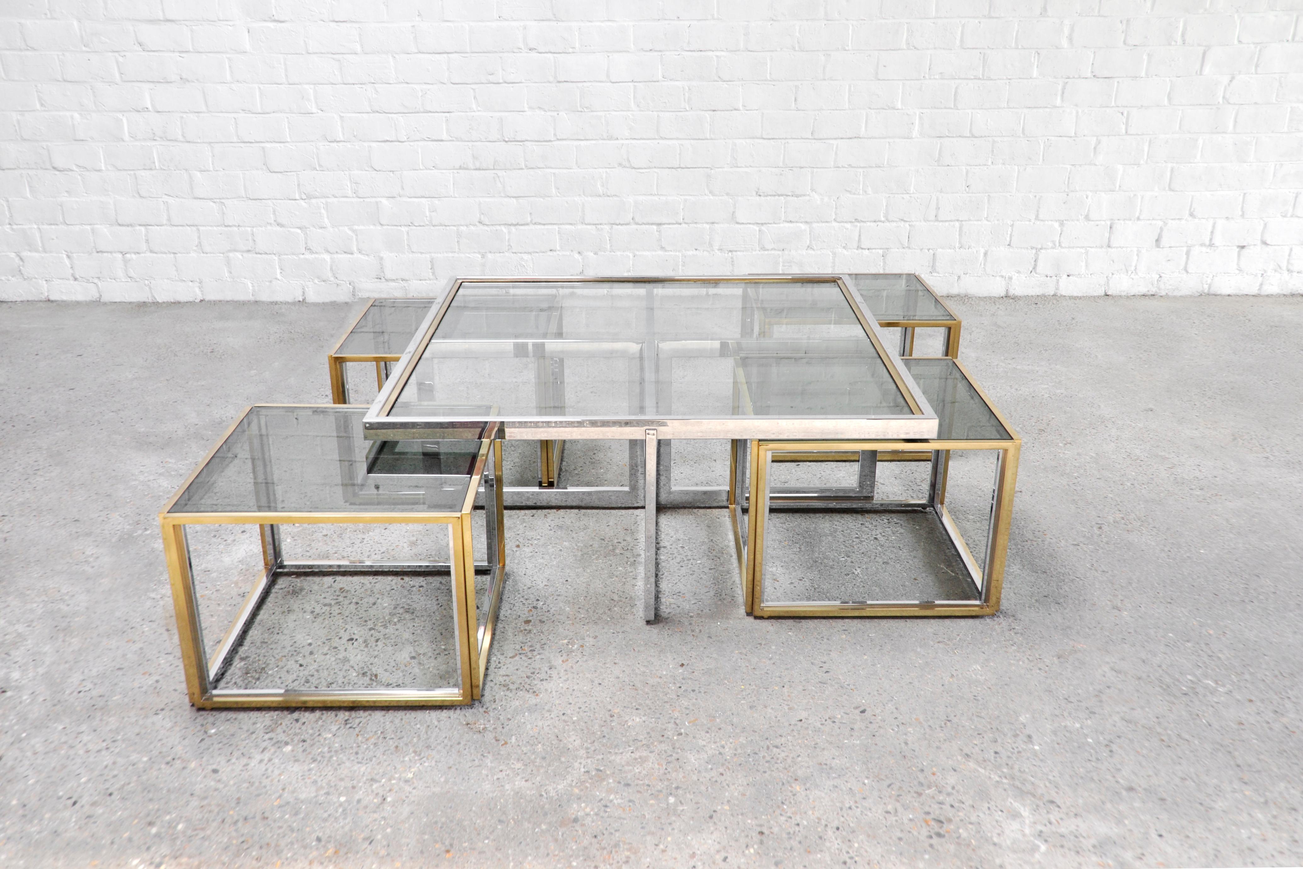 Maison Charles Metal And Brass Coffee Table with Four Nesting Tables, 1970's In Good Condition In Zwijndrecht, Antwerp