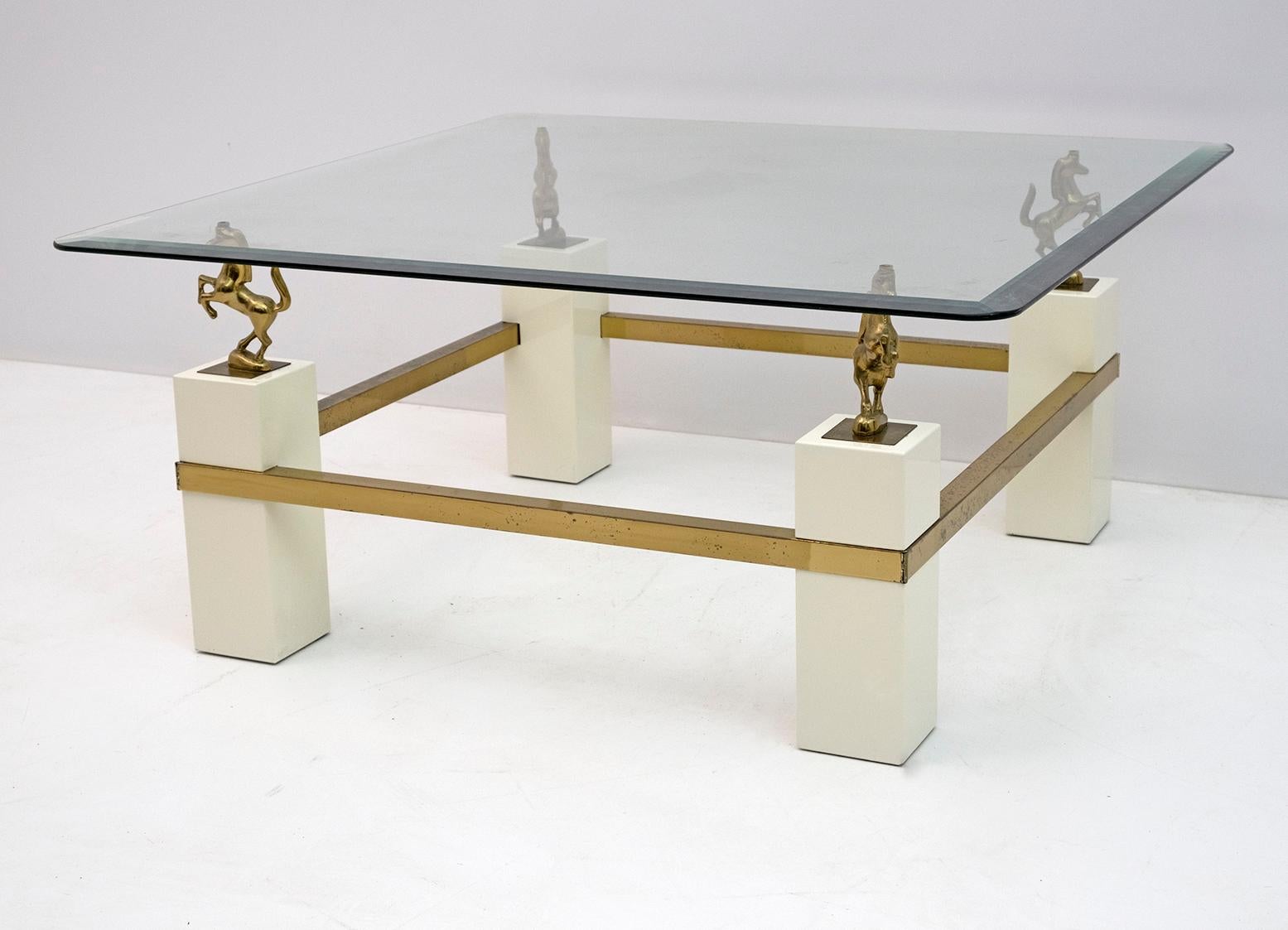 Maison Charles Mid-Century Modern Brass Horsed French Coffee Table, 1970s In Good Condition For Sale In Puglia, Puglia