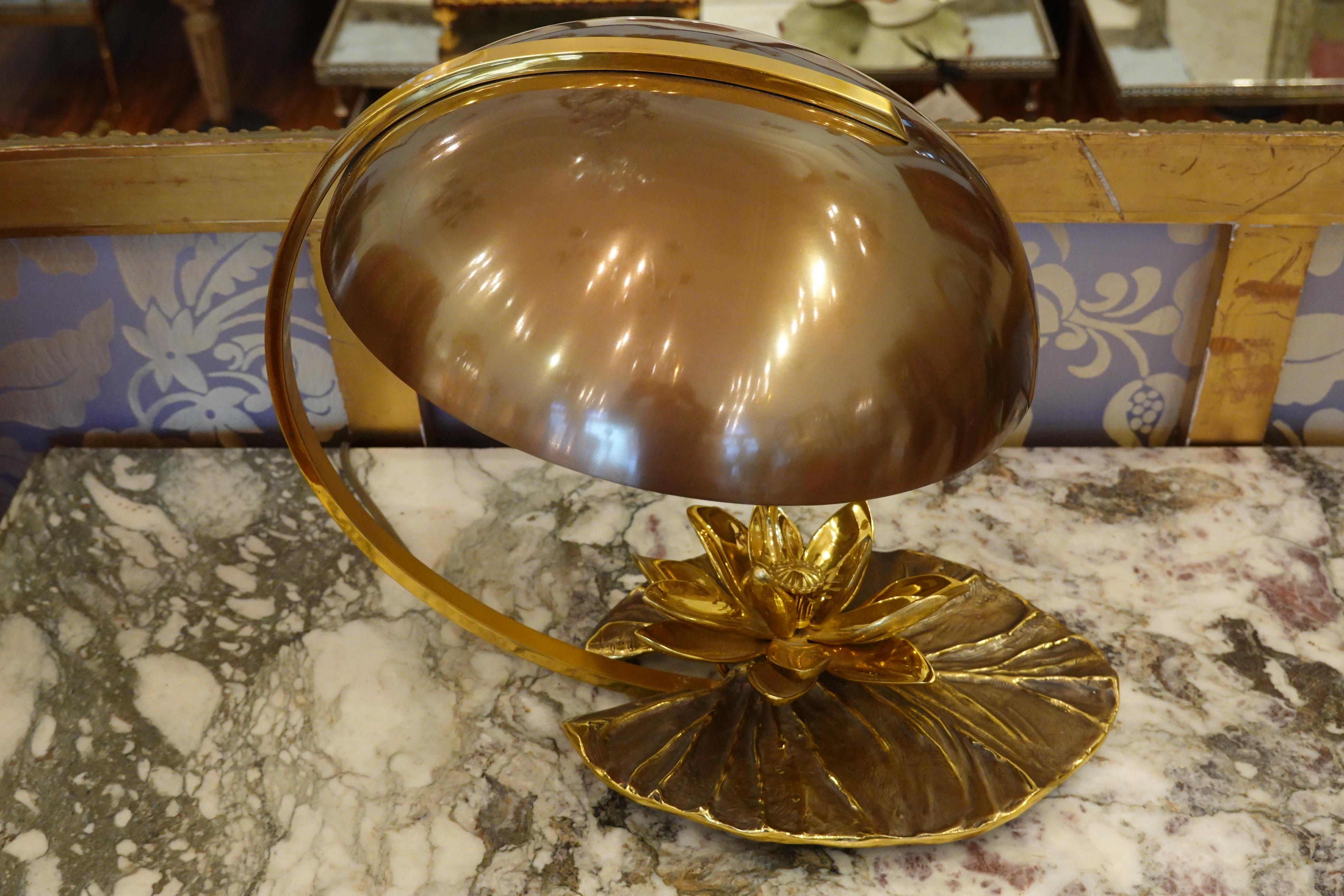 Maison Charles Nenuphar oder Wasserlilien-Schreibtischlampe (Vergoldet) im Angebot