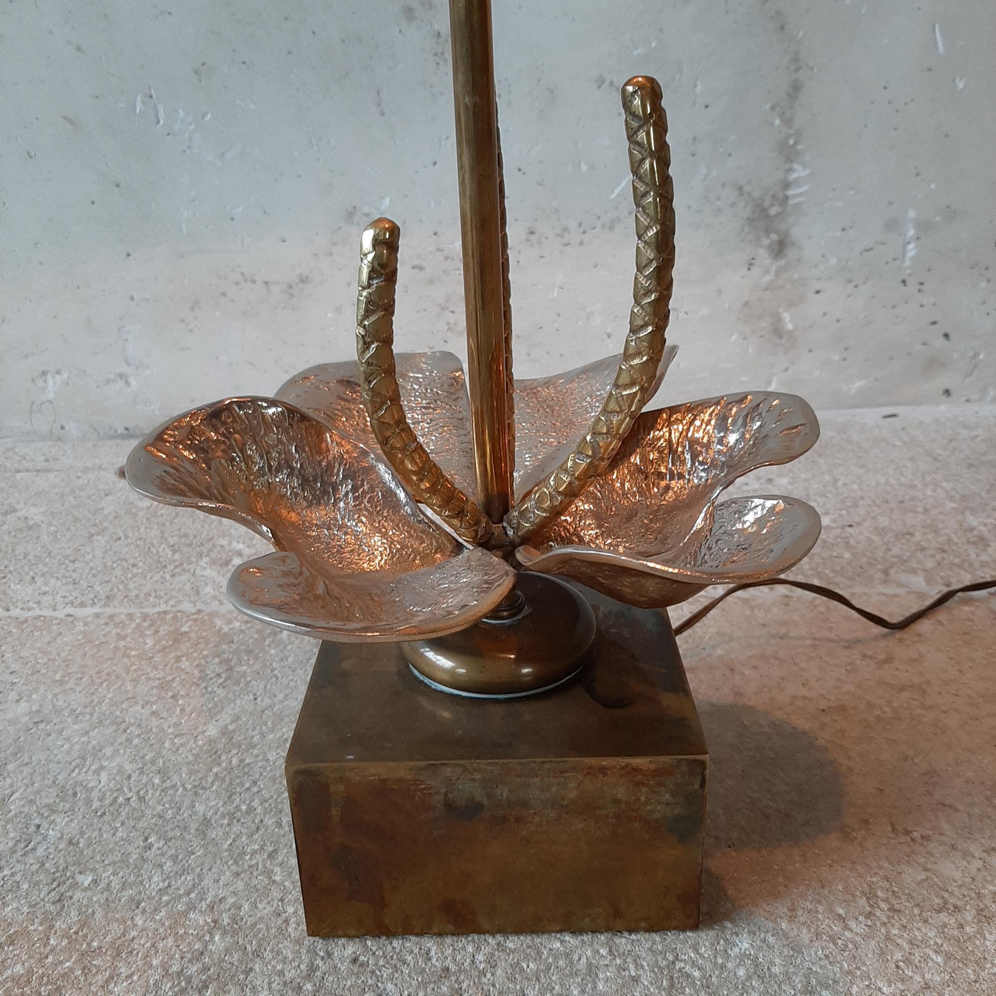 French Maison Charles Nenuphar Water Lily Table Lamp from the 1960s