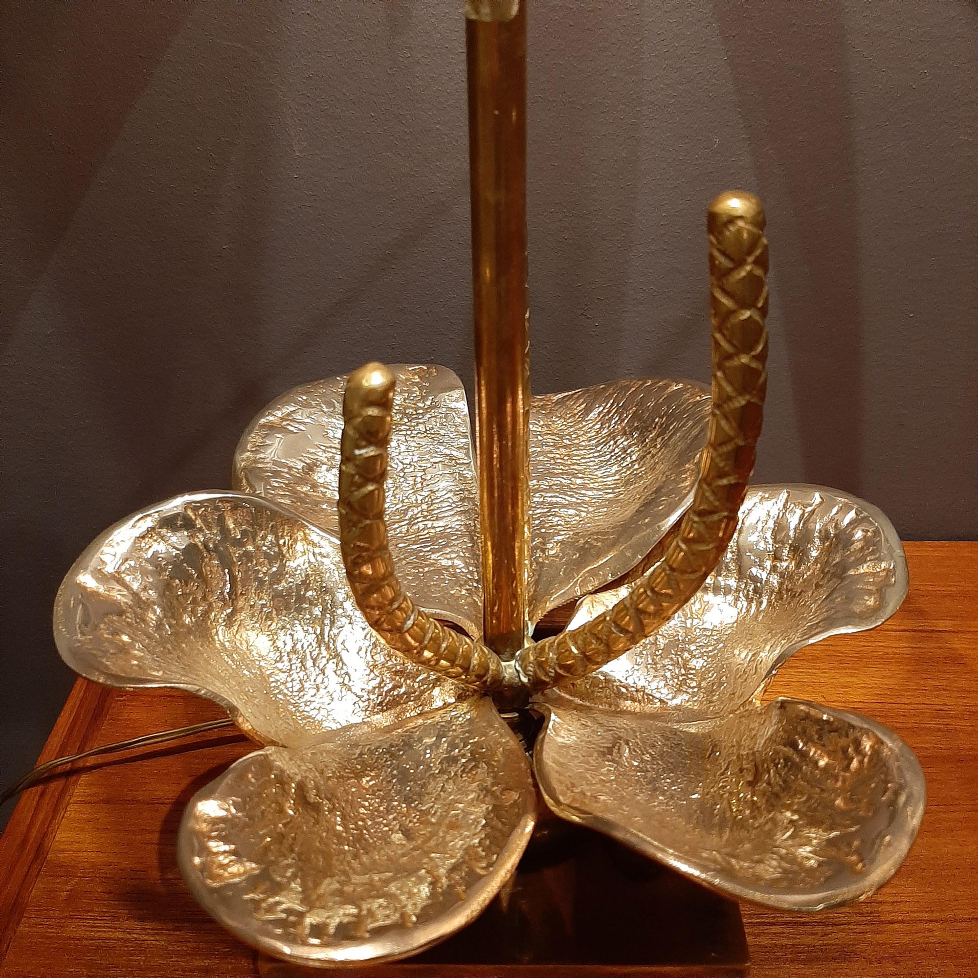 Copper Maison Charles Nenuphar Water Lily Table Lamp from the 1960s