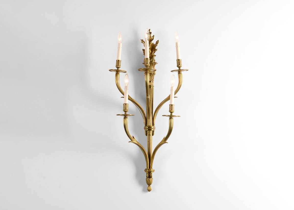 Maison Charles, Pair of Neoclassical Sconces, France, circa 1960 For Sale 1