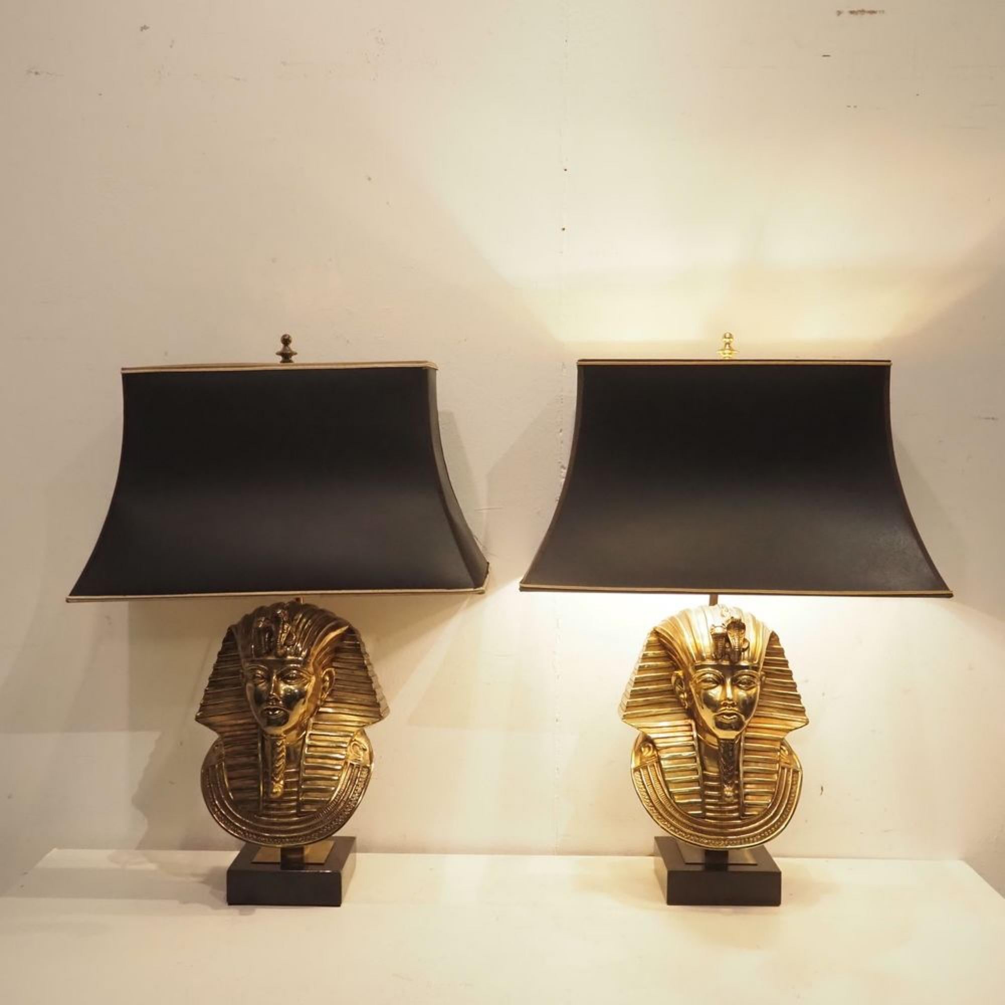Maison Charles Pair of Pharaoh Lamps circa 1970 20th Century For Sale 6