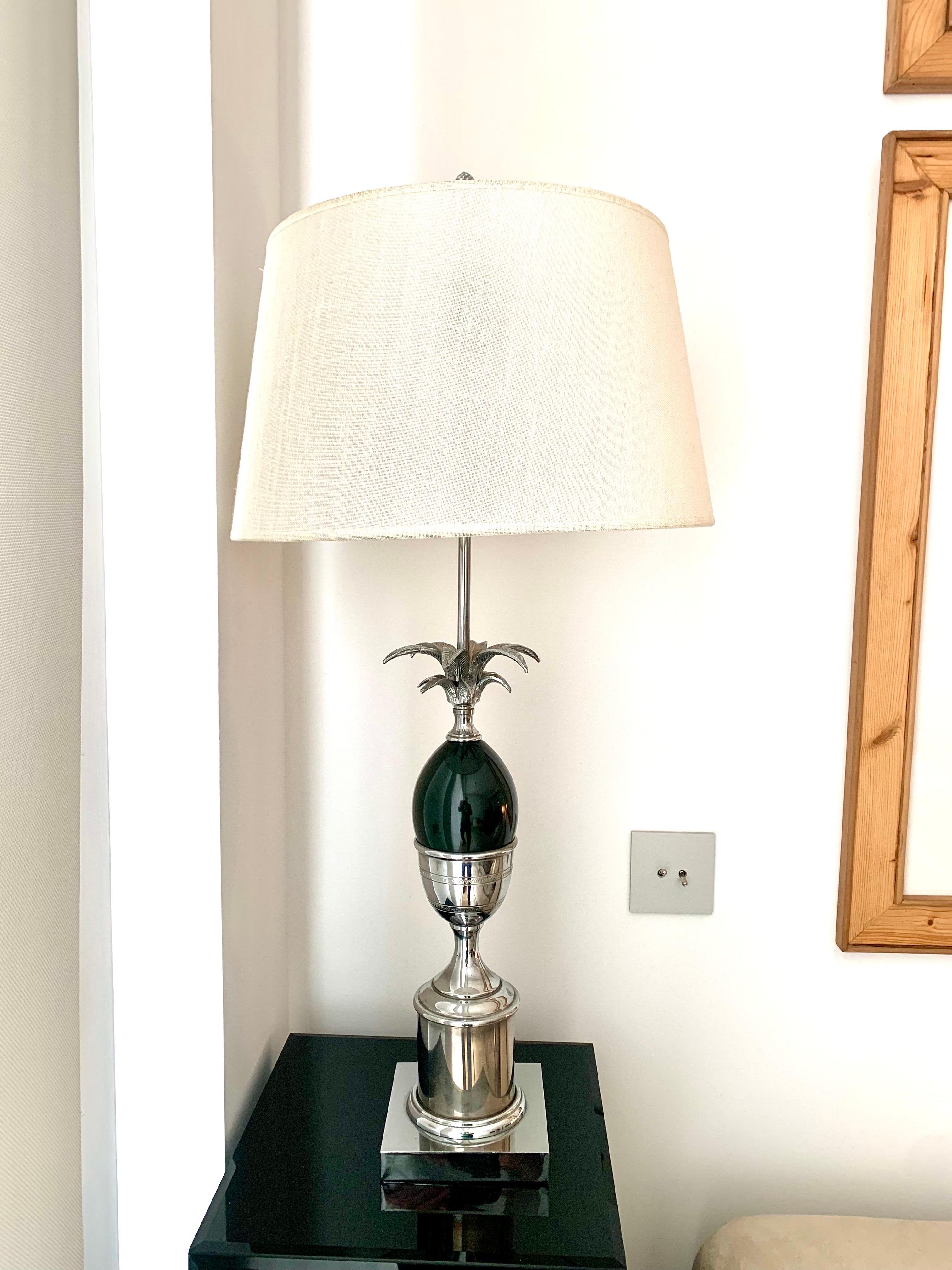 Bakelite Maison Charles Pineapple and Chrome Metal Table Lamp For Sale
