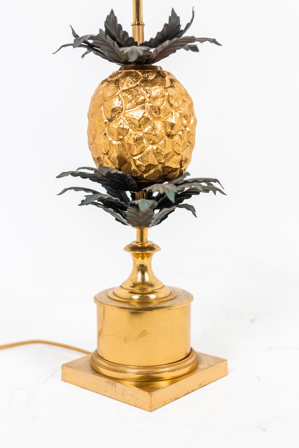 Milieu du XXe siècle Maison Charles, lampe ananas en bronze, années 1960 en vente