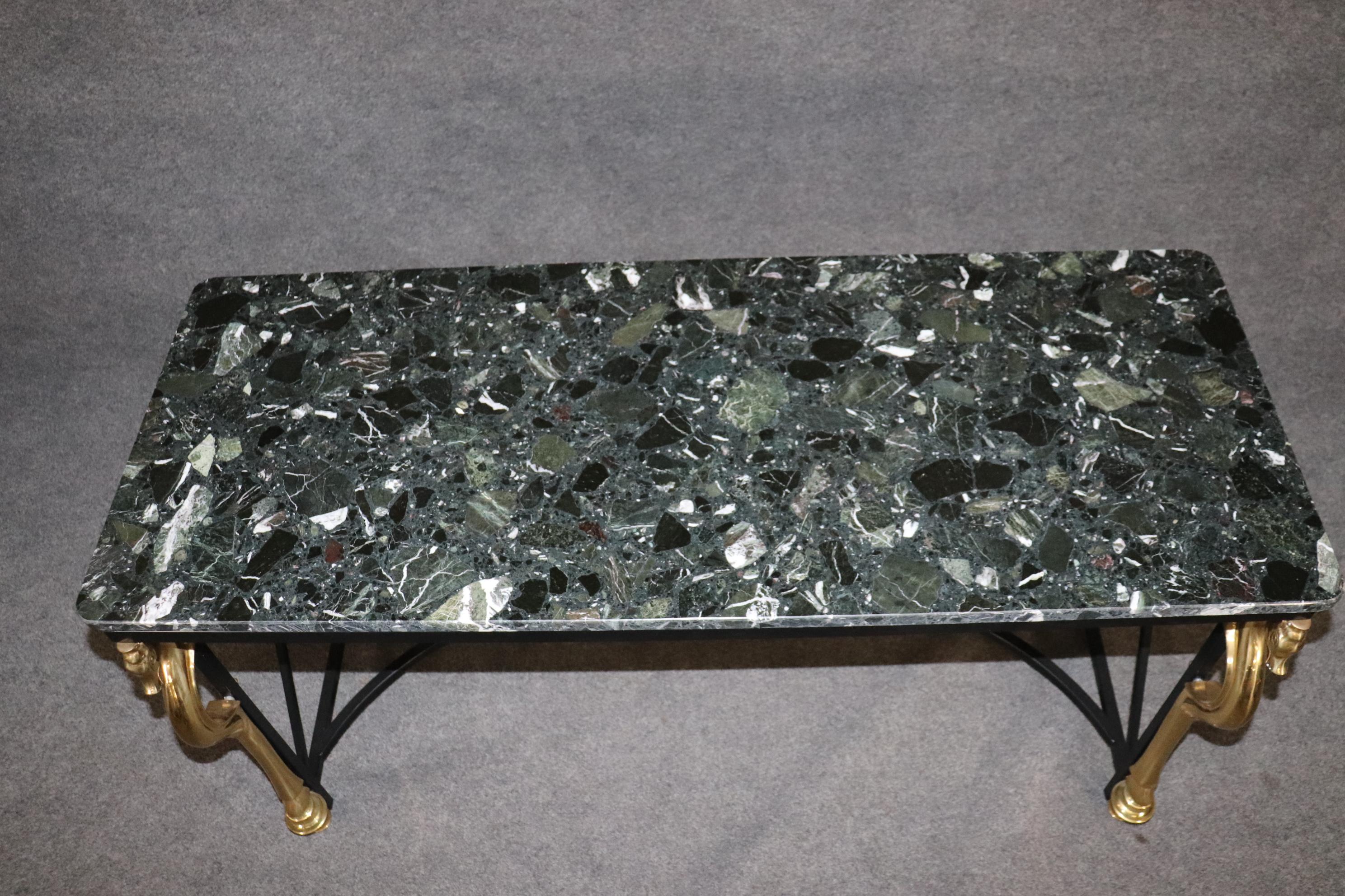 Table console en laiton, cheval en acier et marbre Verdi de la Maison Charles vers 1970 en vente 1