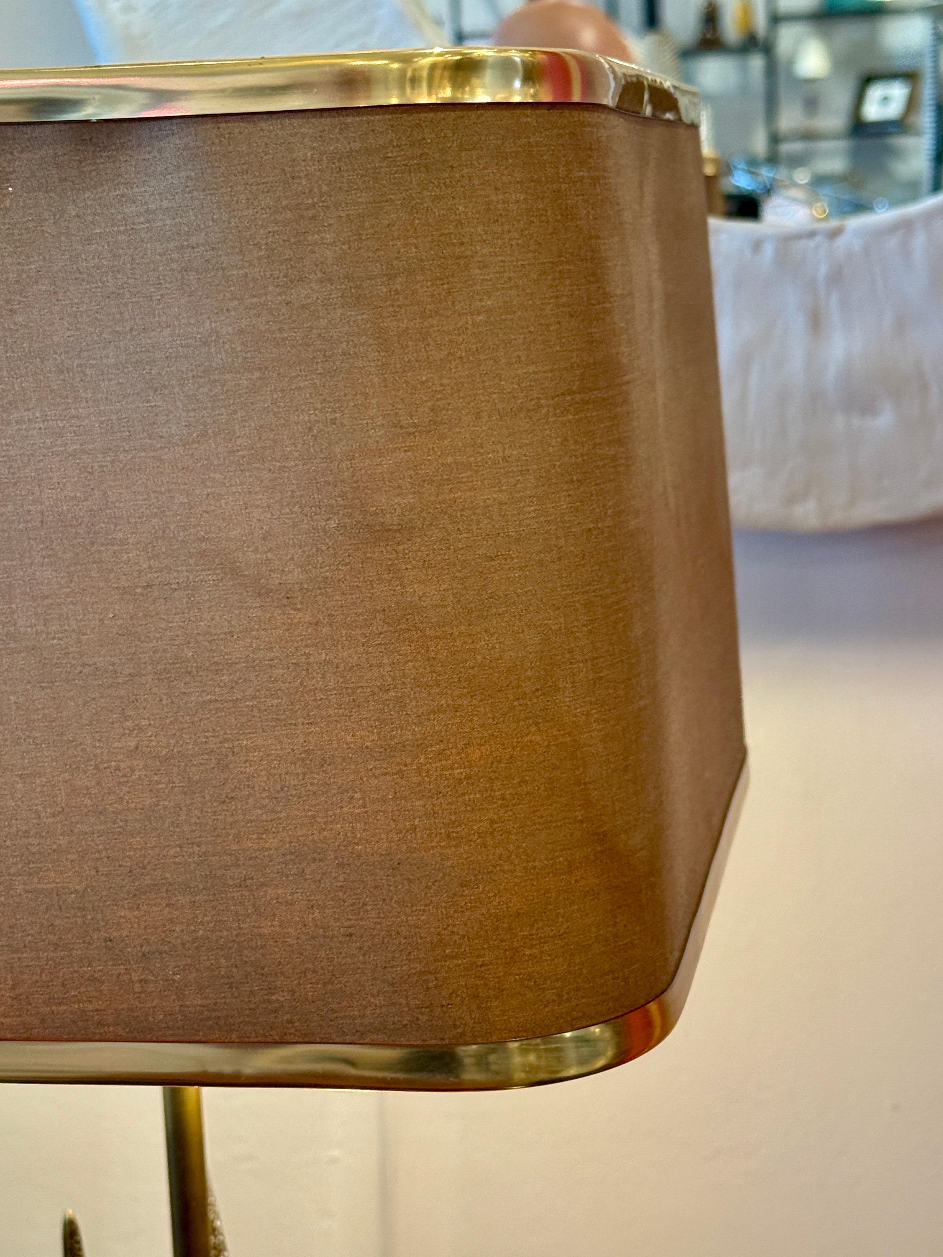 Lámpara de mesa Maison Charles con elementos de flora natural Bronce en venta