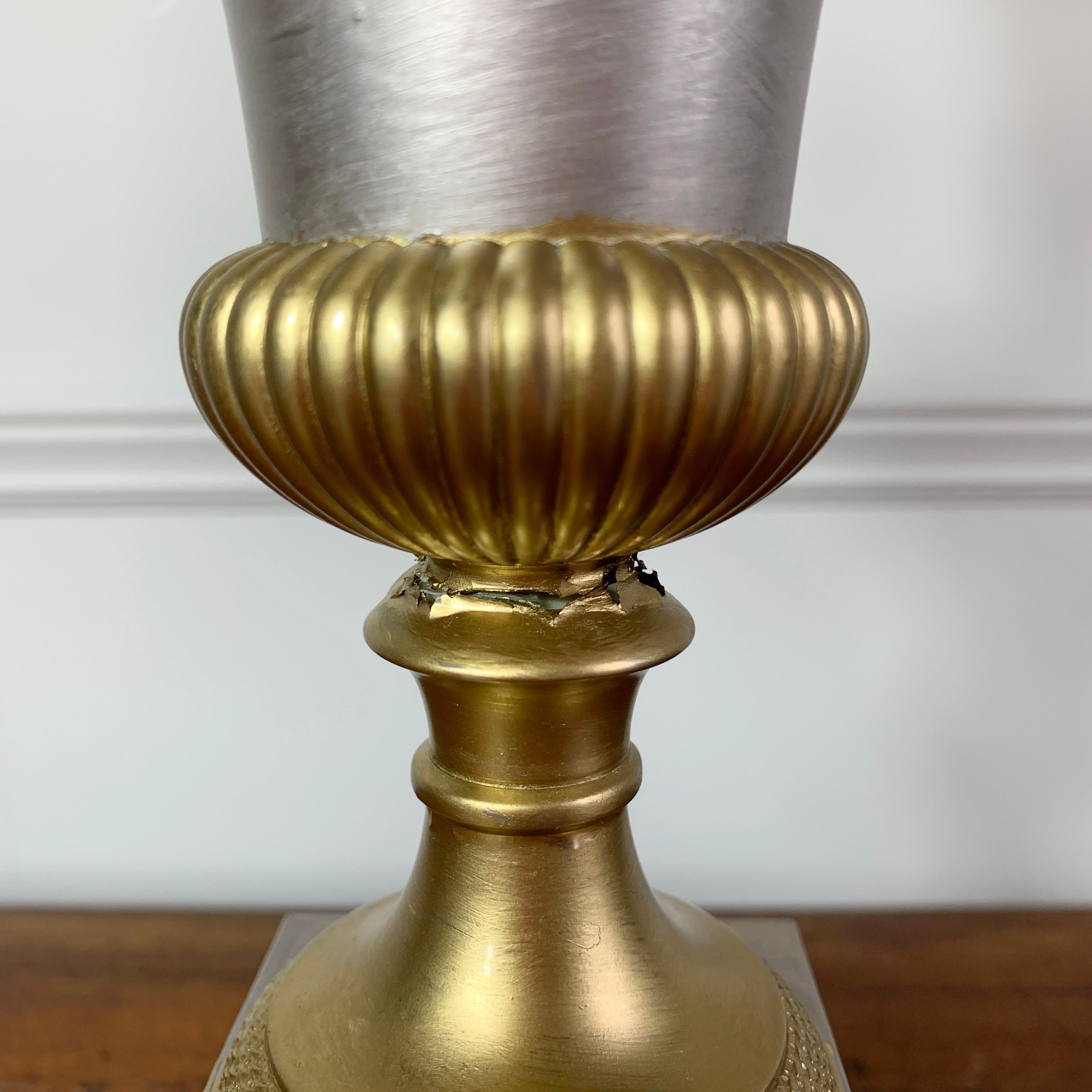 Maison Charles Vase-Tischlampe aus Roségold, Silber und Gold im Angebot 3