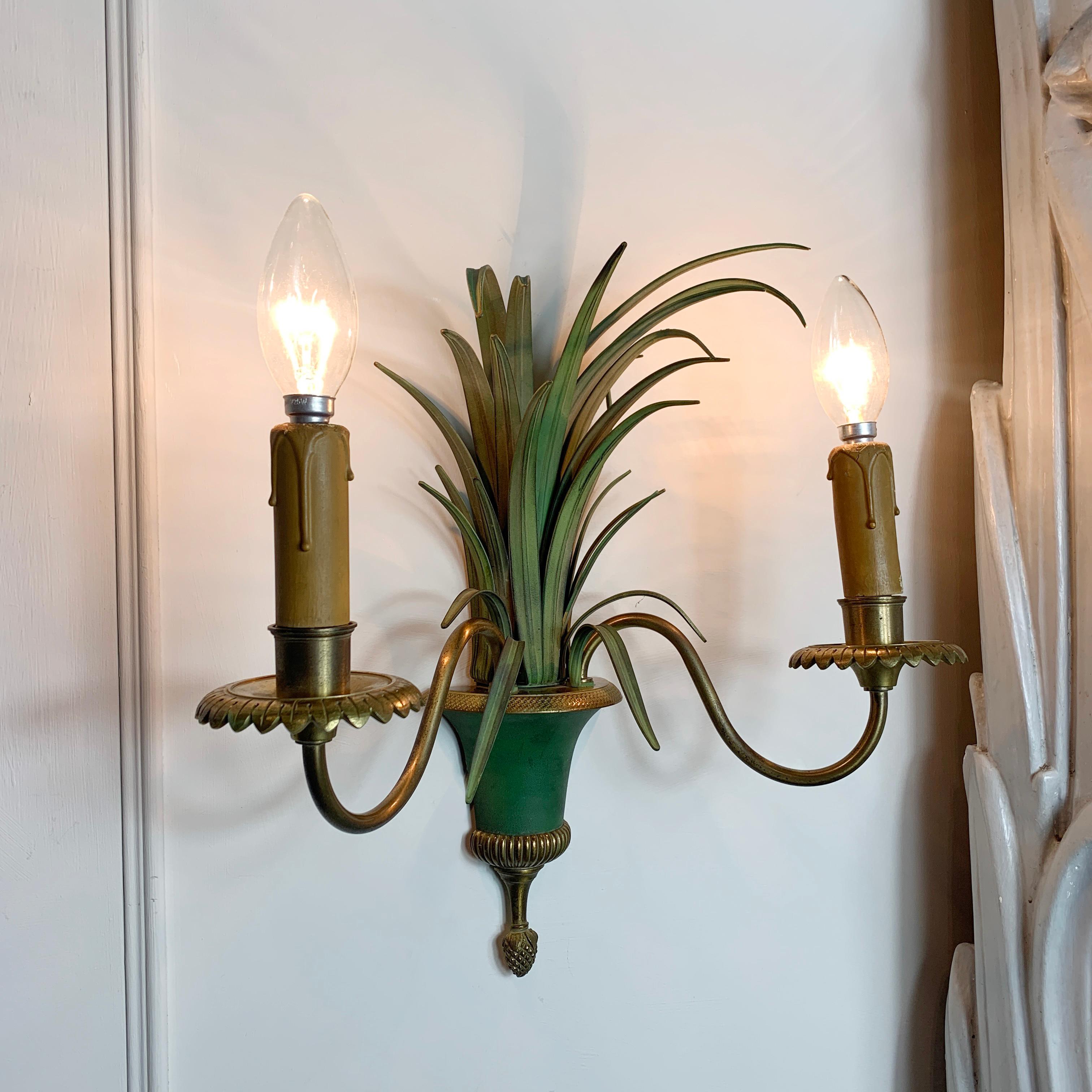 Maison Charles signed wall applique
Made in France, circa 1970
In the directoire style, with naturalistic Verde foliage detailing and contrasting brass body
Double lamp holders e14
Fully stamped with makers mark, Charles
In excellent vintage