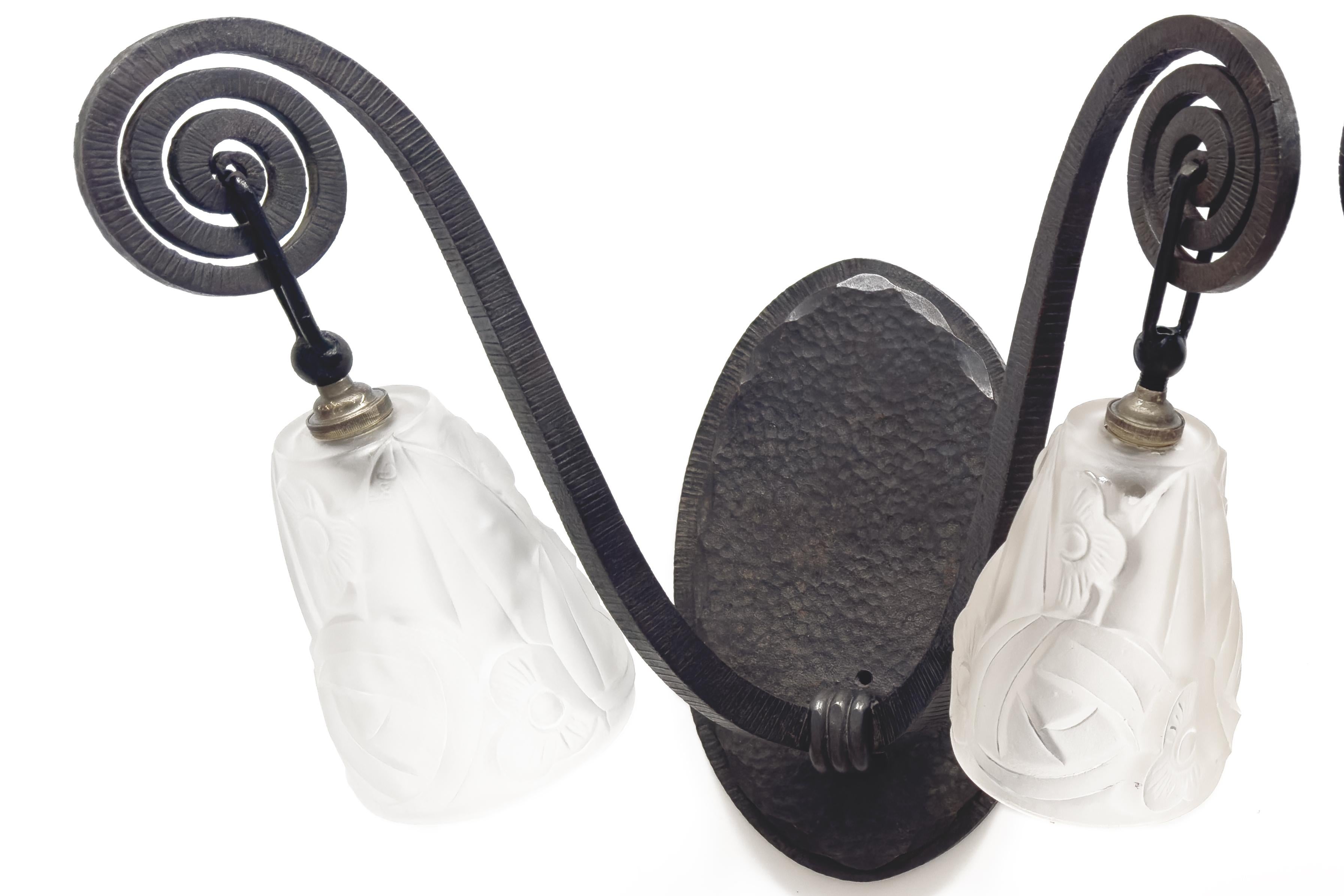 Pair of Maison Degué Wrought Iron sconces with Signed Glass shades French Design For Sale 6