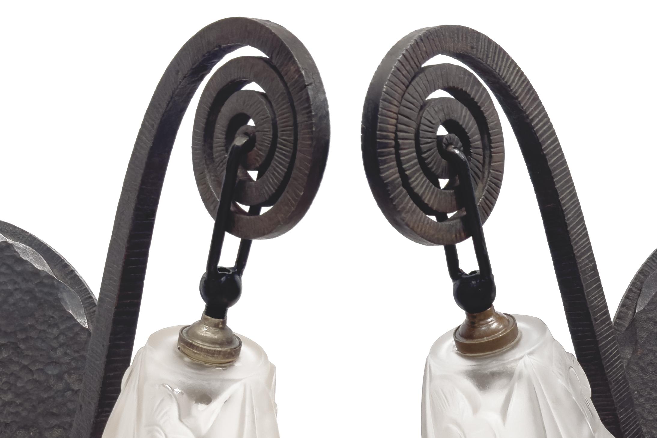 Pair of Maison Degué Wrought Iron sconces with Signed Glass shades French Design For Sale 5