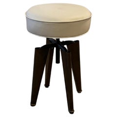 Tabouret 'Clemenceau' de la Maison Dominique