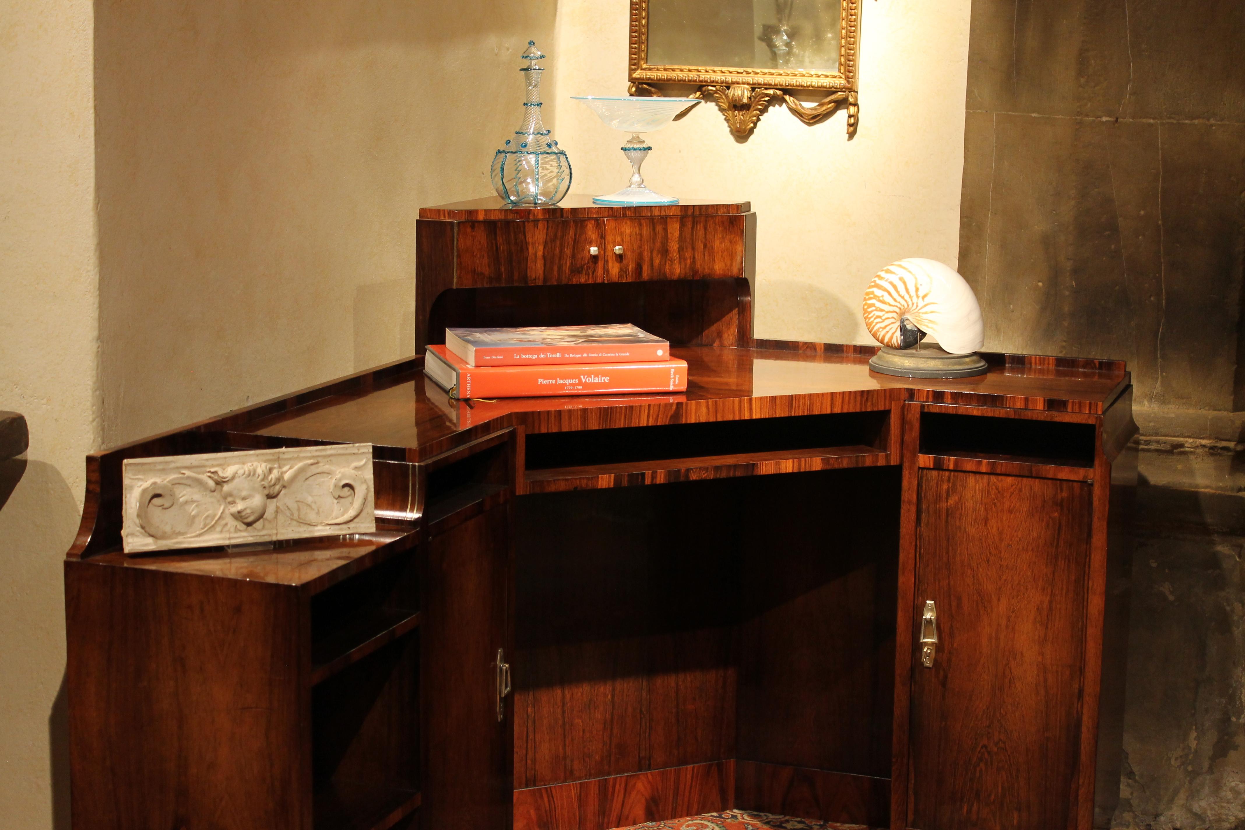 Maison Dominique Domin, Genevriére Art Deco Furnier-Schreibtisch oder Waschtisch (20. Jahrhundert) im Angebot
