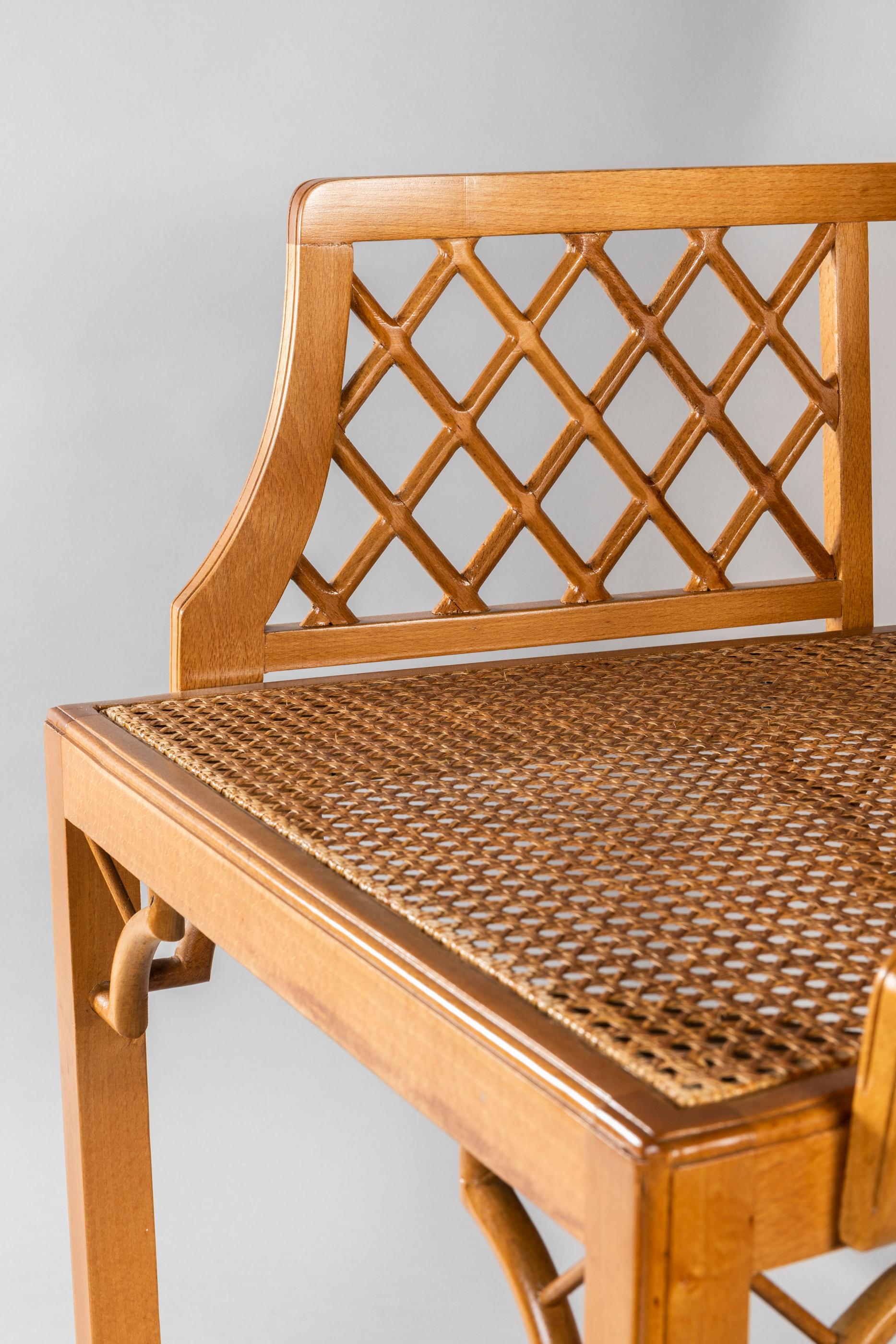 Français Maison et Jardin - Ensemble de 4 fauteuils en bois de hêtre, années 1970 en vente