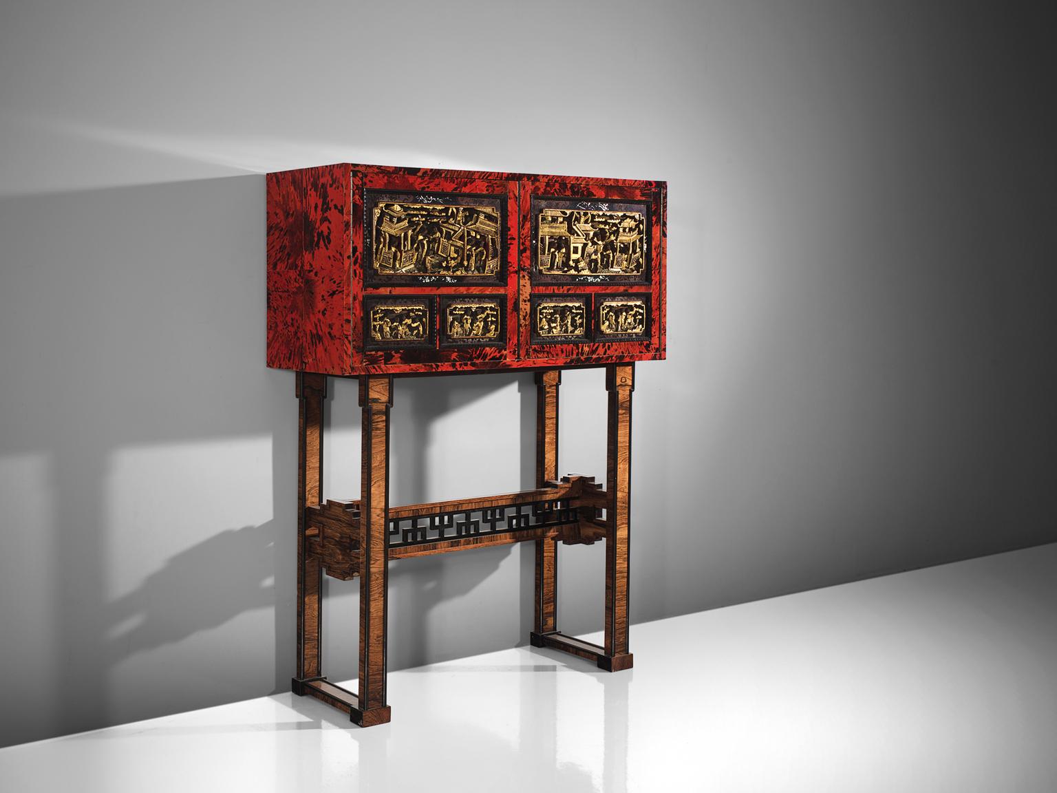 Maison Franck, cabinet in tortoise, wood, brass and metal by Belgium, 1930s. 

Unique furniture piece designed and made by Maison Franck, Antwerp Belgium. Maison Franck was a Belgium company specialized in furniture design and decoration known for