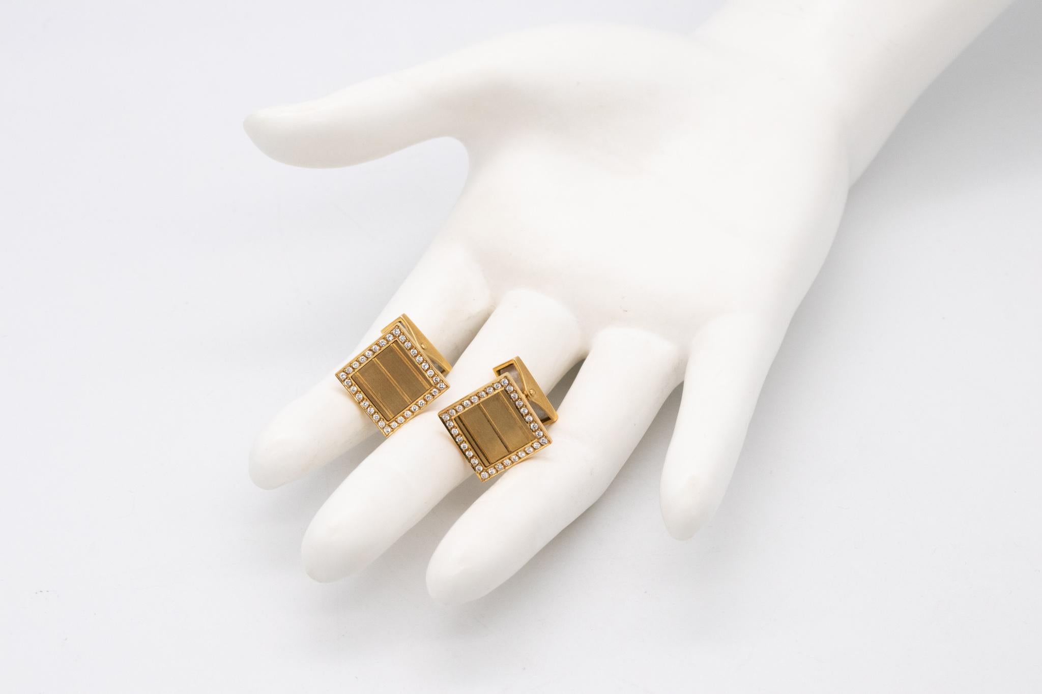 Modernist Maison Gerard 1970 Paris 18Kt Yellow Gold Cufflinks With 1.28 Cts Of VS Diamonds