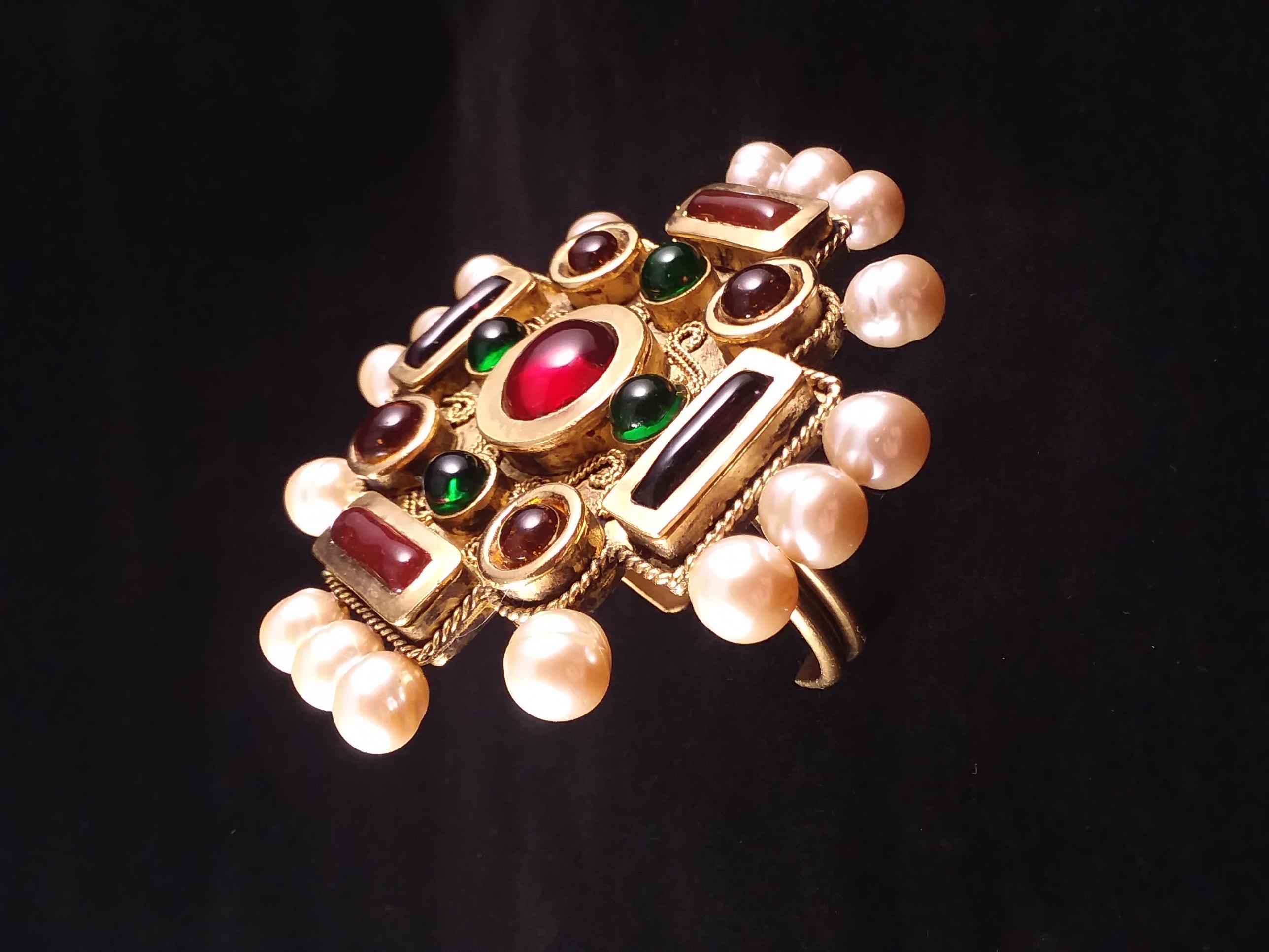 Maison Gripoix for Chanel Byzantine Cruciform Cuff Bracelet In Excellent Condition For Sale In New York, NY