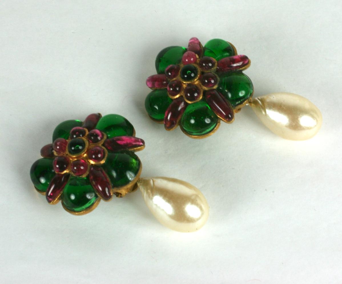 Maison Gripoix for Chanel Flowerhead Ear Clips In Excellent Condition For Sale In New York, NY