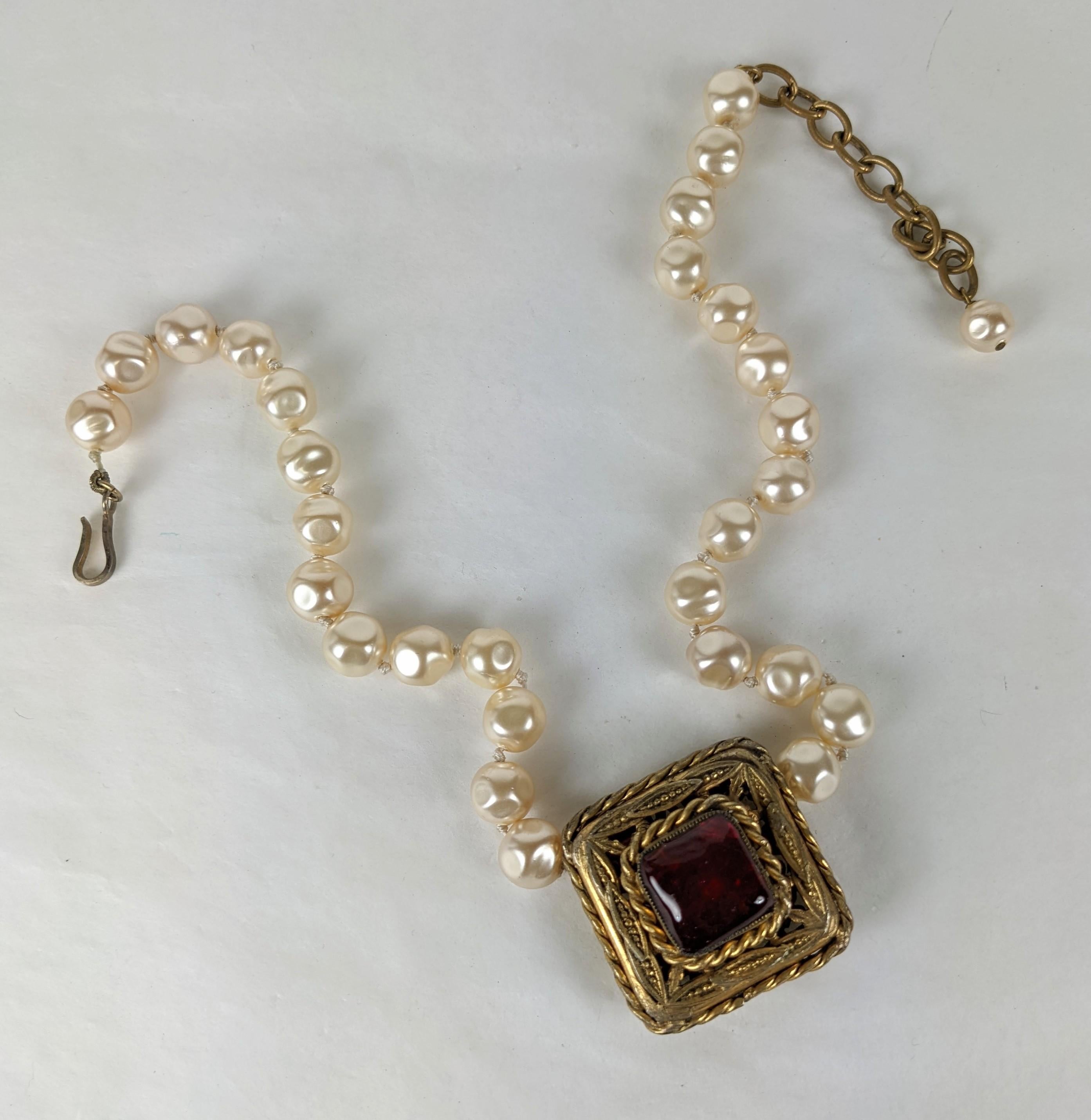 Maison Gripoix for Chanel Ruby and Pearl Byzantine Necklace In Good Condition For Sale In New York, NY