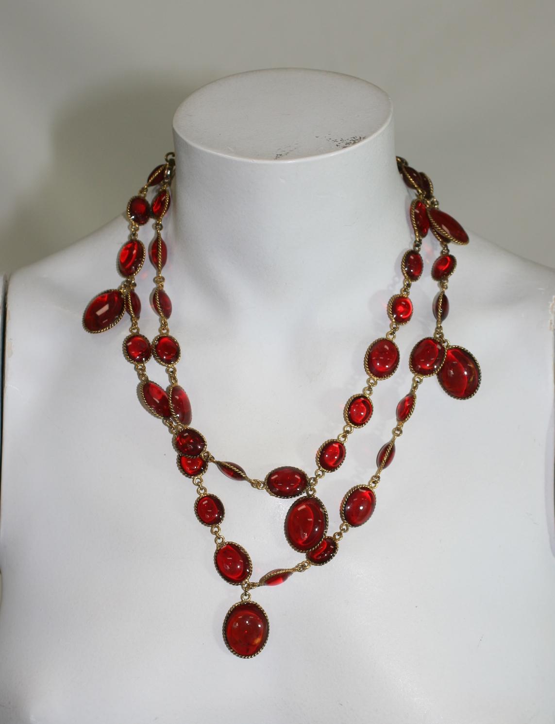 Maison Gripoix for Chanel Ruby Poured Glass Sautoir In Excellent Condition For Sale In New York, NY