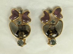 Pendientes Maison Gripoix Paisley y forma A de corazón