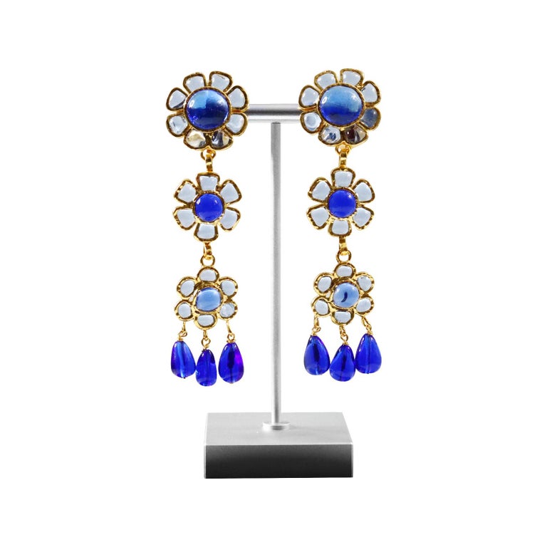 Maison Gripoix Vintage Blue and Light Blue Flower Dangling Earrings For Sale 4