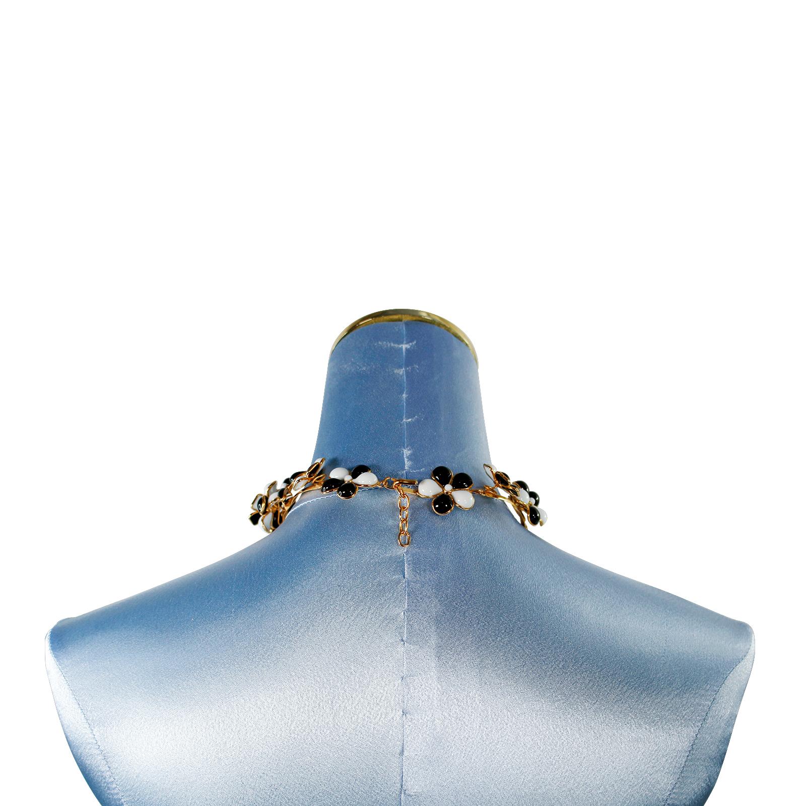 Women's Maison Gripoix Vintage Flower Collar Necklace