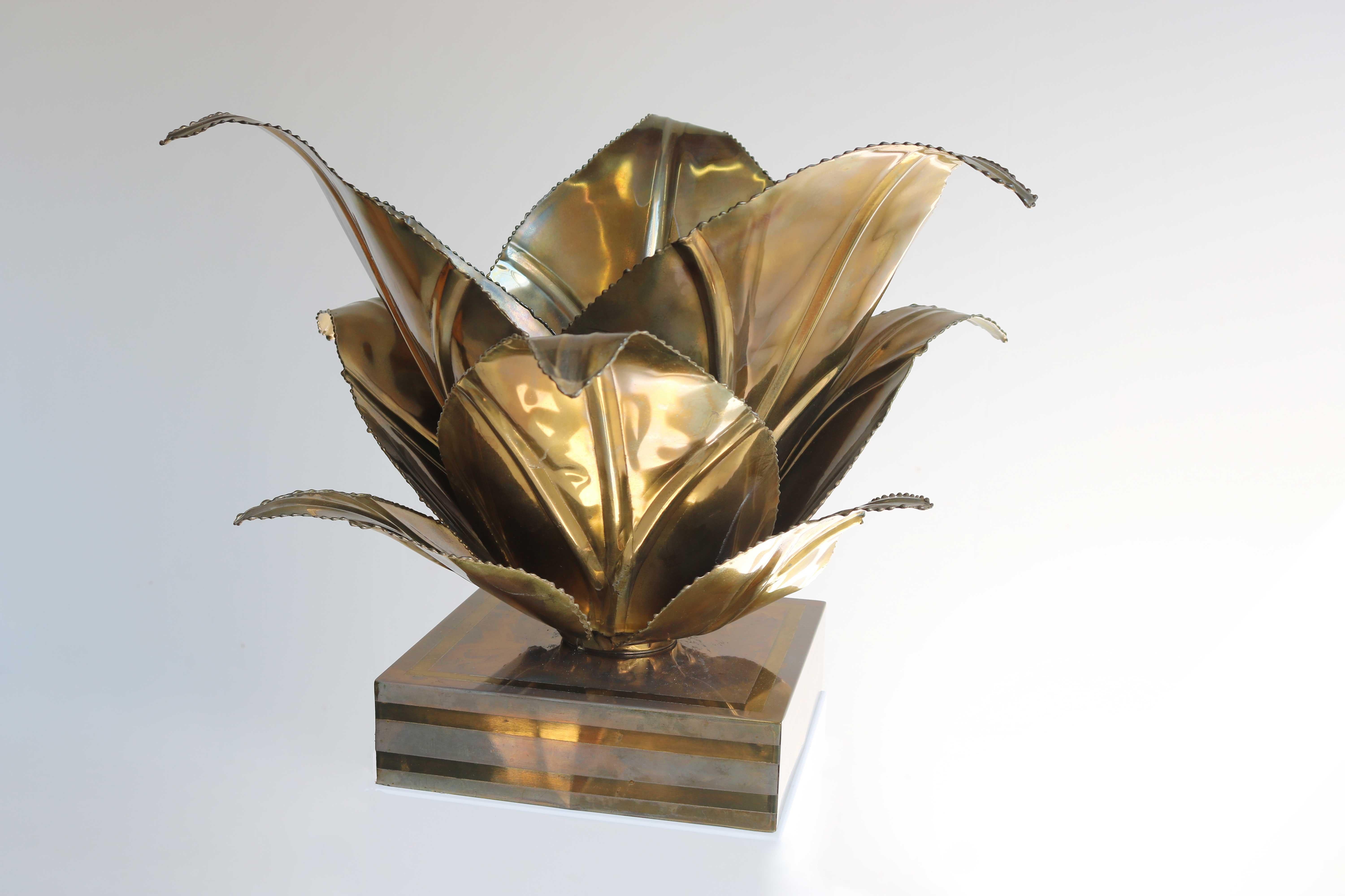Hand-Crafted Maison Jansen Aloe Vera Plant Table Lamp, Regency Floral Table Light, Brass 60s For Sale