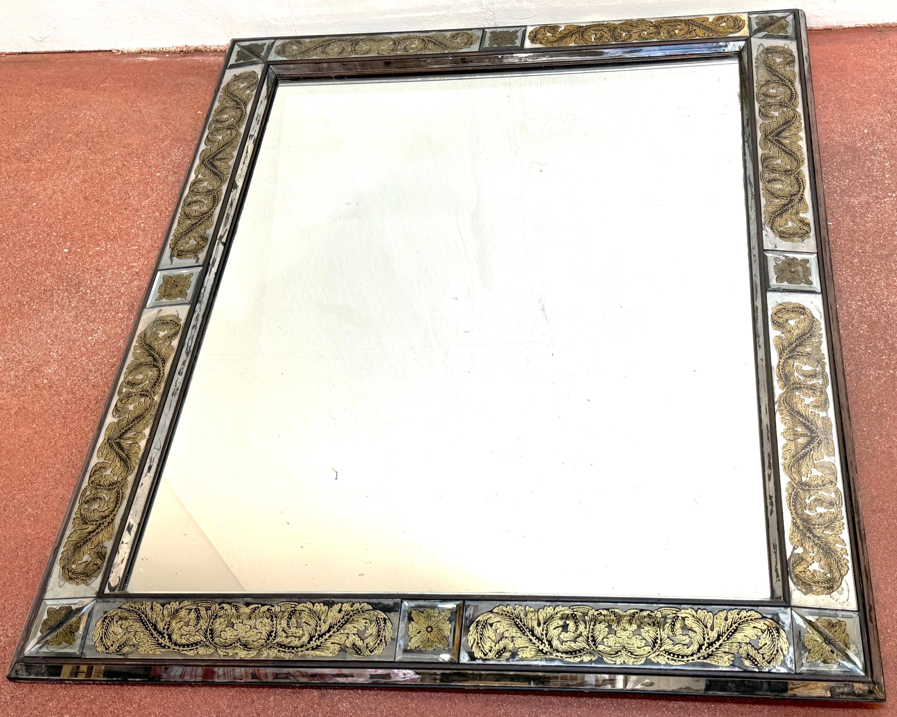Maison Jansen (Atrib.) Miroir à bijoux en forme de treillis floral néoclassique doré en vente 4