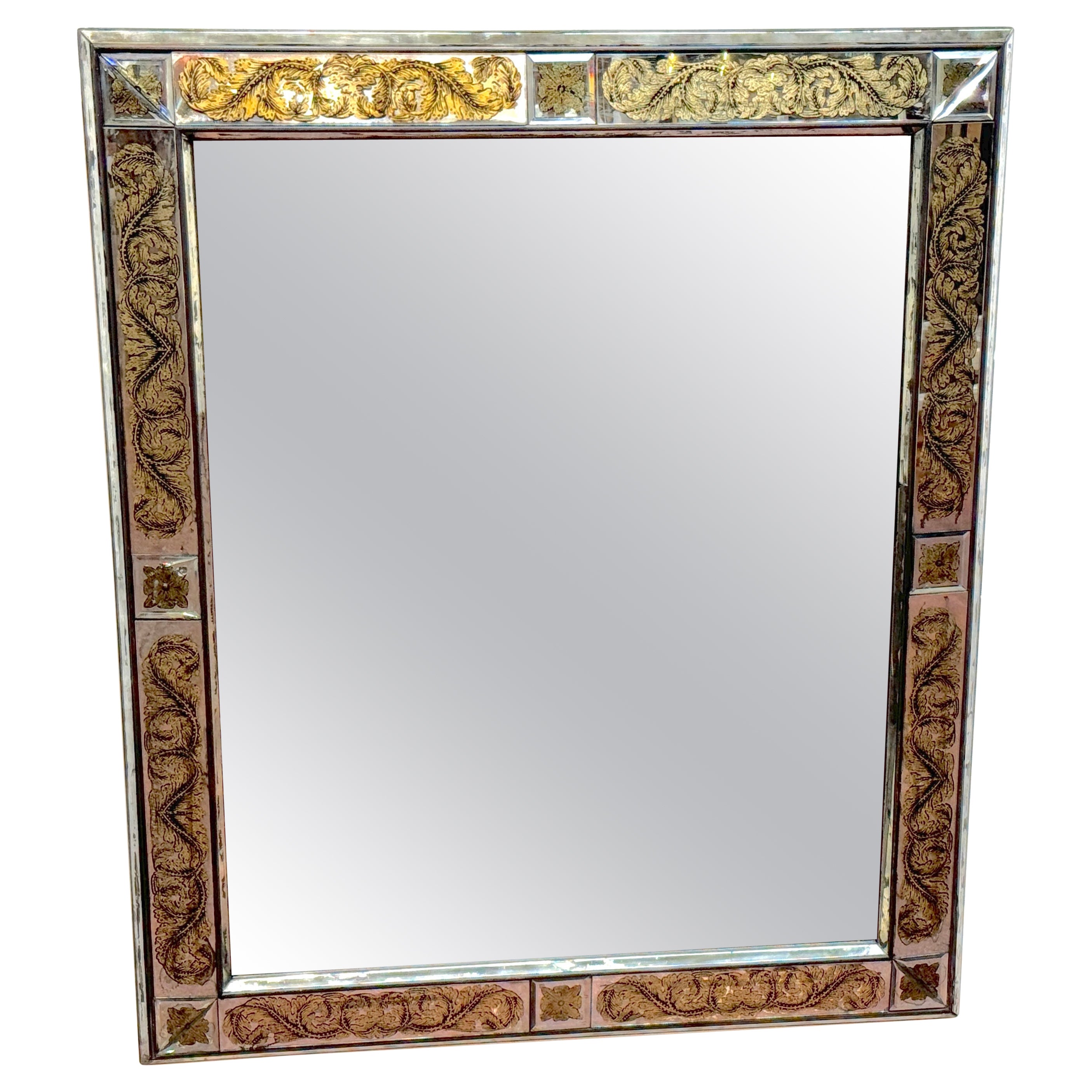 Maison Jansen (Atrib.) Miroir à bijoux en forme de treillis floral néoclassique doré en vente