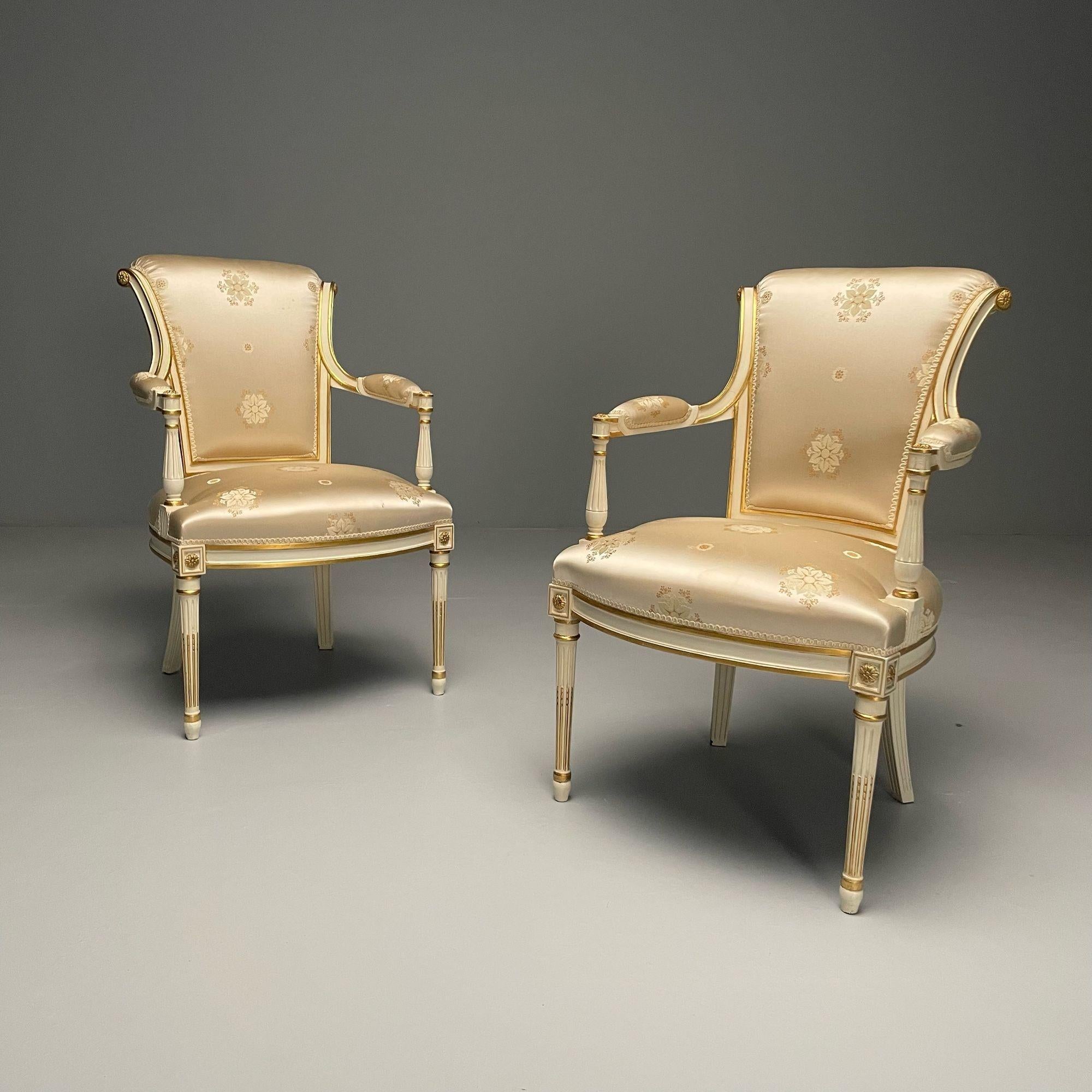 Maison Jansen Attribution, Louis XVI Style, Hollywood Regency, Fauteuils or Armchairs, Scalamandre Silk

Pair of Louis XVI style Hollywood Regency fauteuils or armchairs in a stunning Scalamandre silk upholstery. Each finished in a matching cream