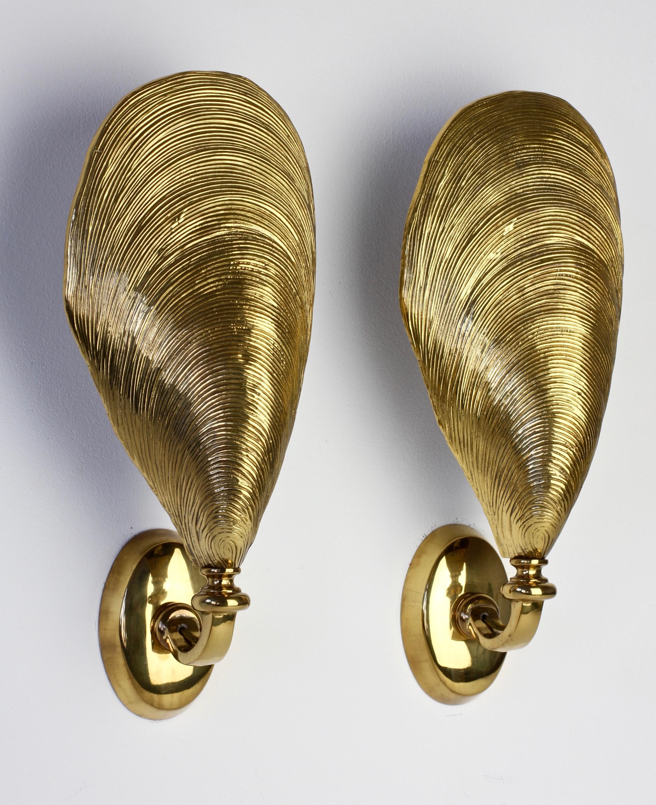Cast Maison Jansen Attributed Midcentury Bronze Mussel Shell Wall Lights/Sconces Pair