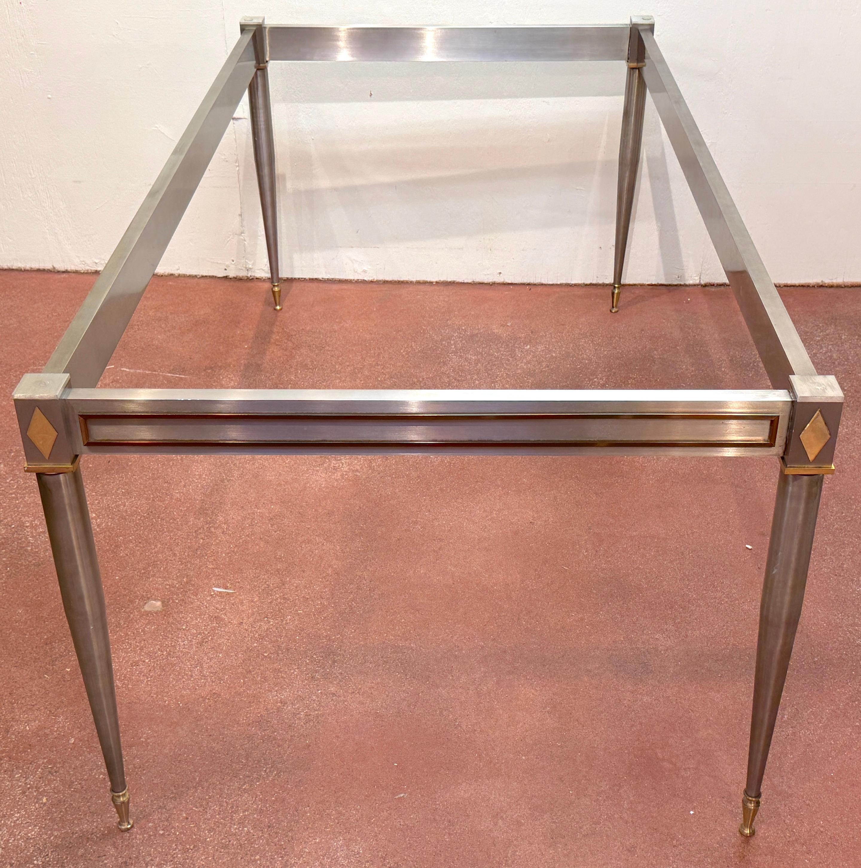 Maison Jansen Attributed Neoclassical Dining Table, France, Circa 1960s For Sale 2