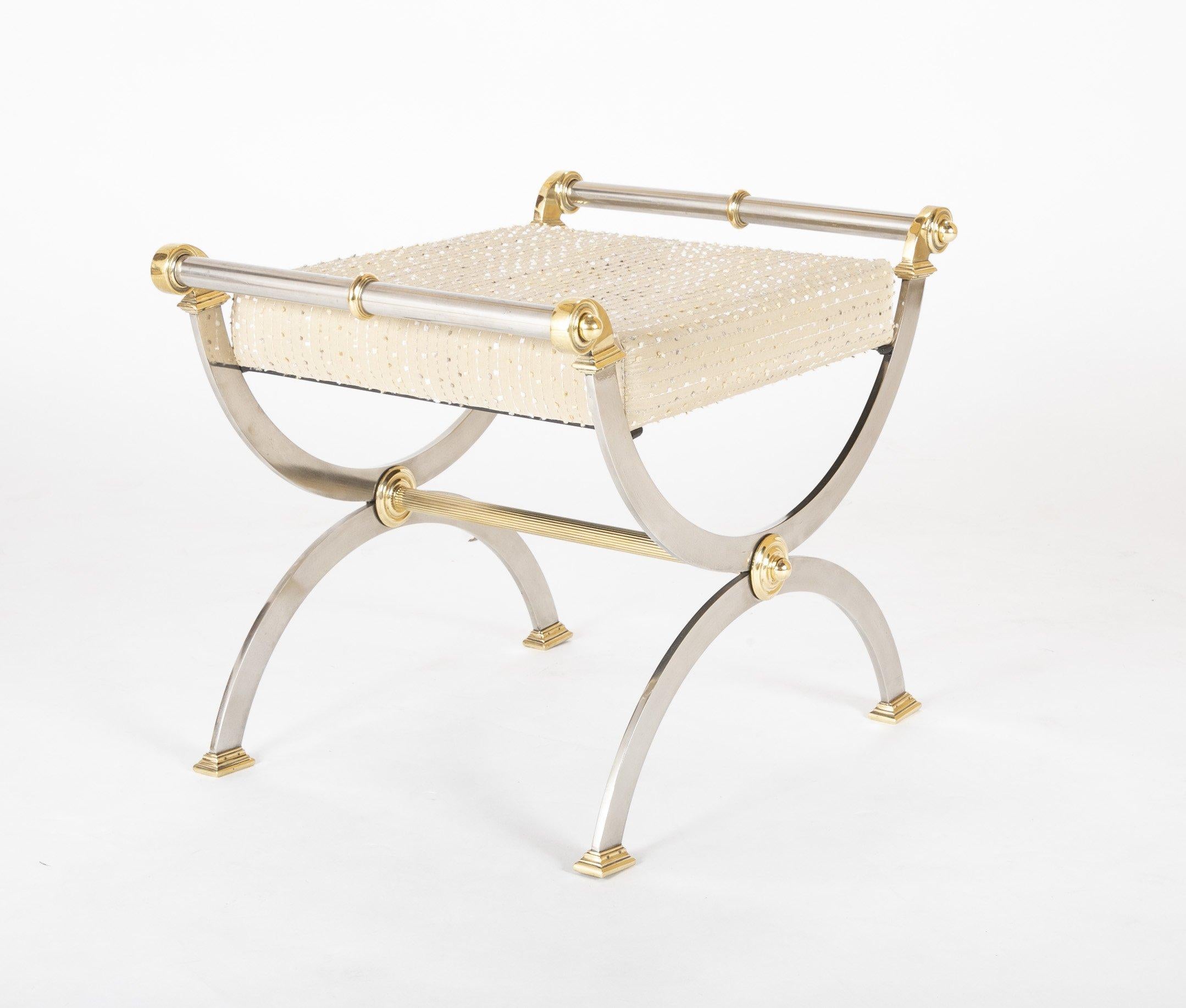 Maison Jansen attributed steel and brass bench in the Regency style. France.

Measures: 18