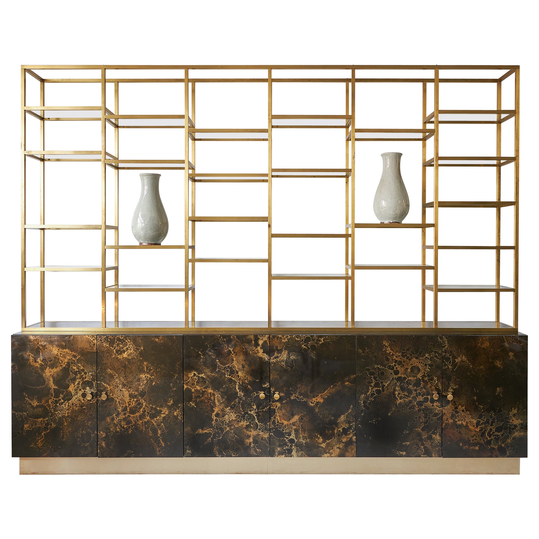 Maison Jansen Bespoke Display Cabinet, Paris, circa 1970s