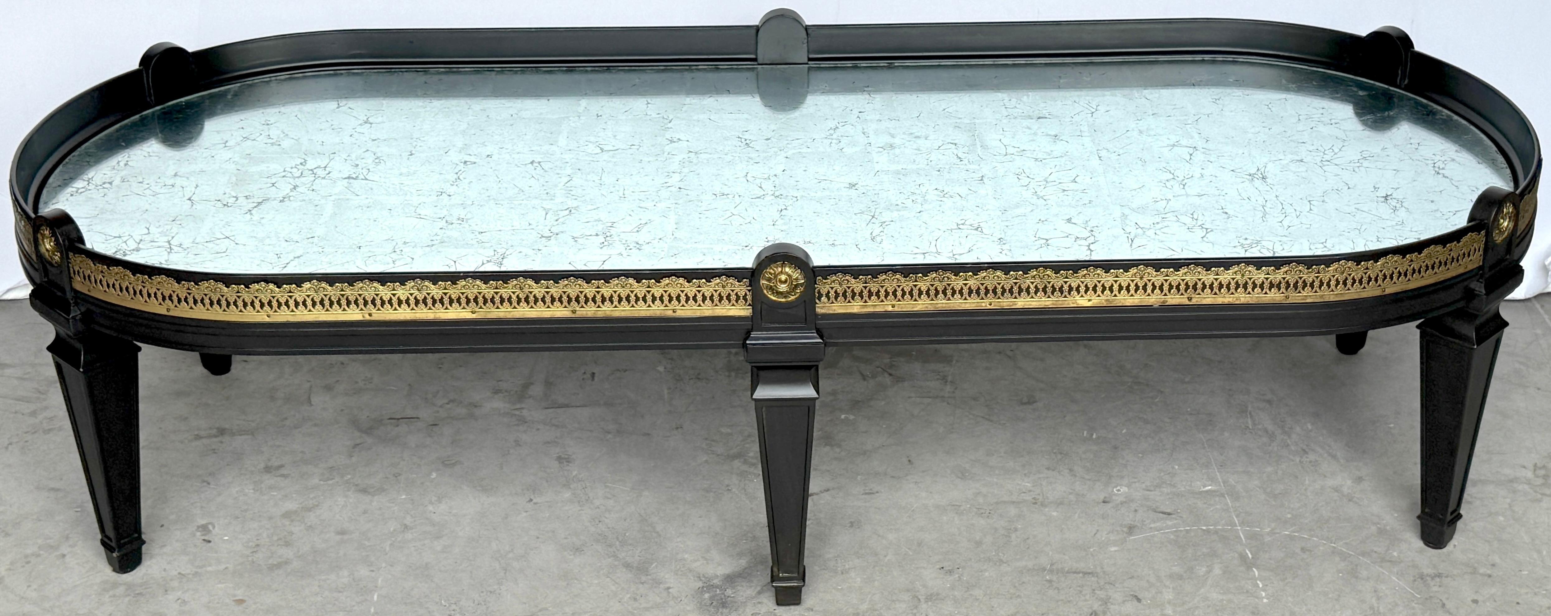 Maison Jansen Laque noire, bronze et miroir Surtout de Table Table basse en vente 3
