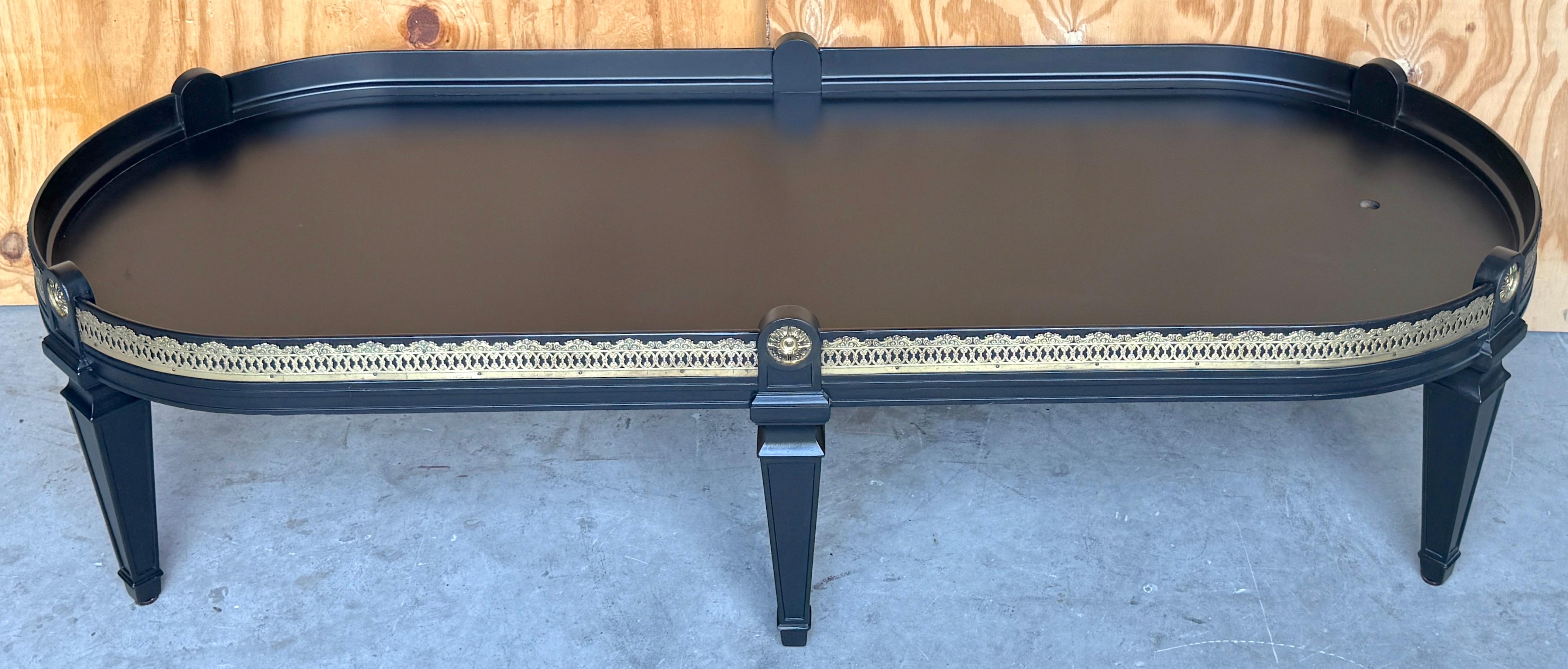 Maison Jansen Laque noire, bronze et miroir Surtout de Table Table basse en vente 4