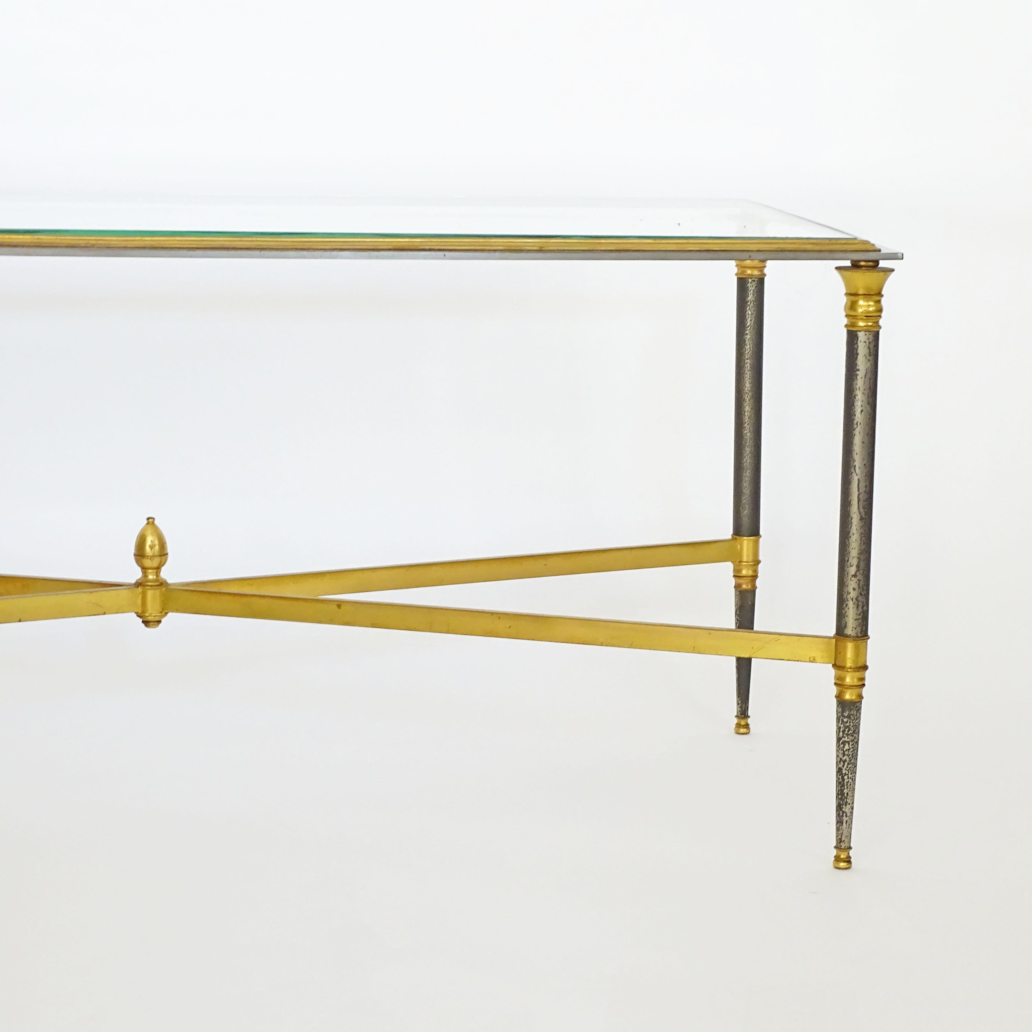 Table basse en laiton et nickel de la Maison Jansen, France, années 1970 en vente 2