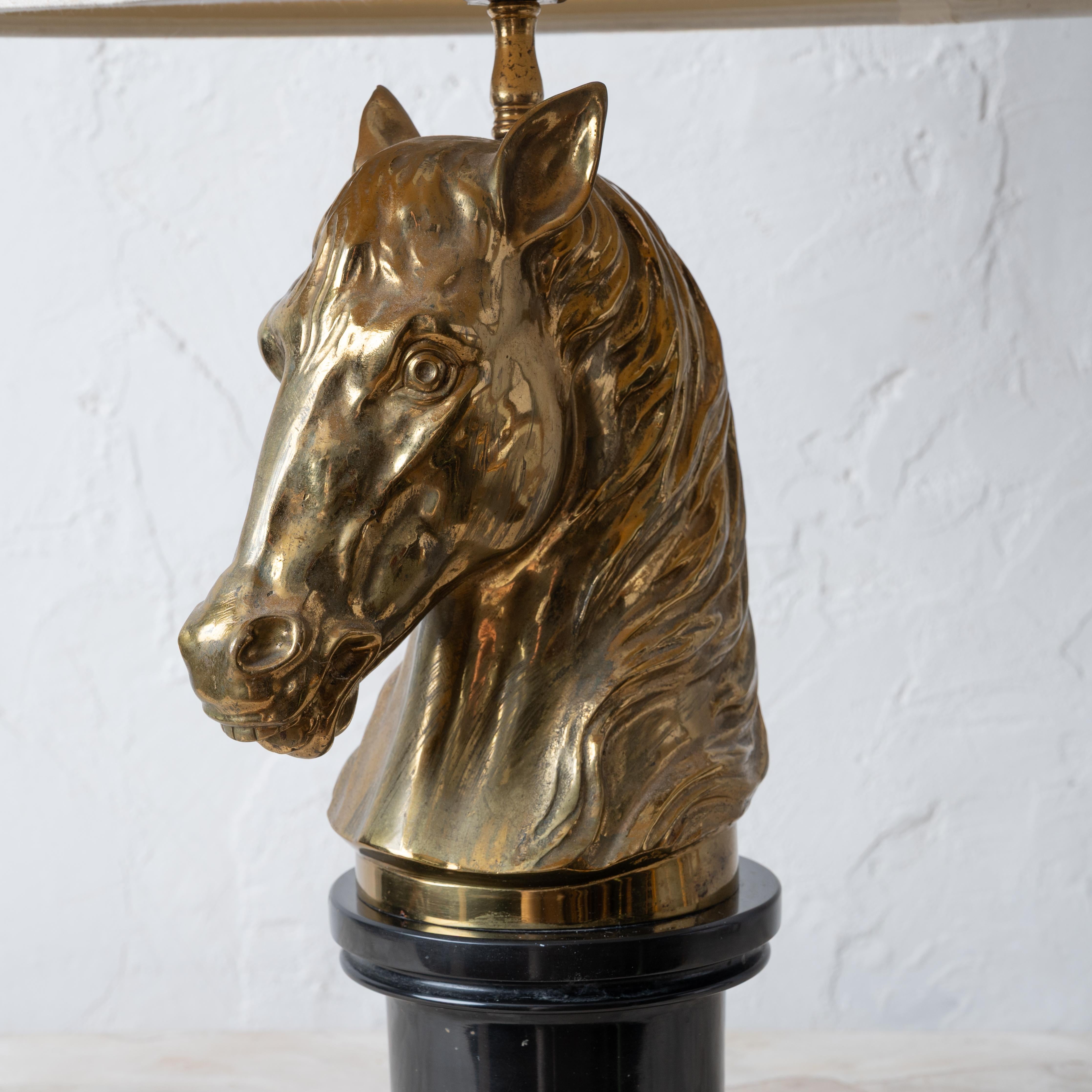 Lampada a testa di cavallo in ottone Maison Jansen, c.1950 in vendita 1
