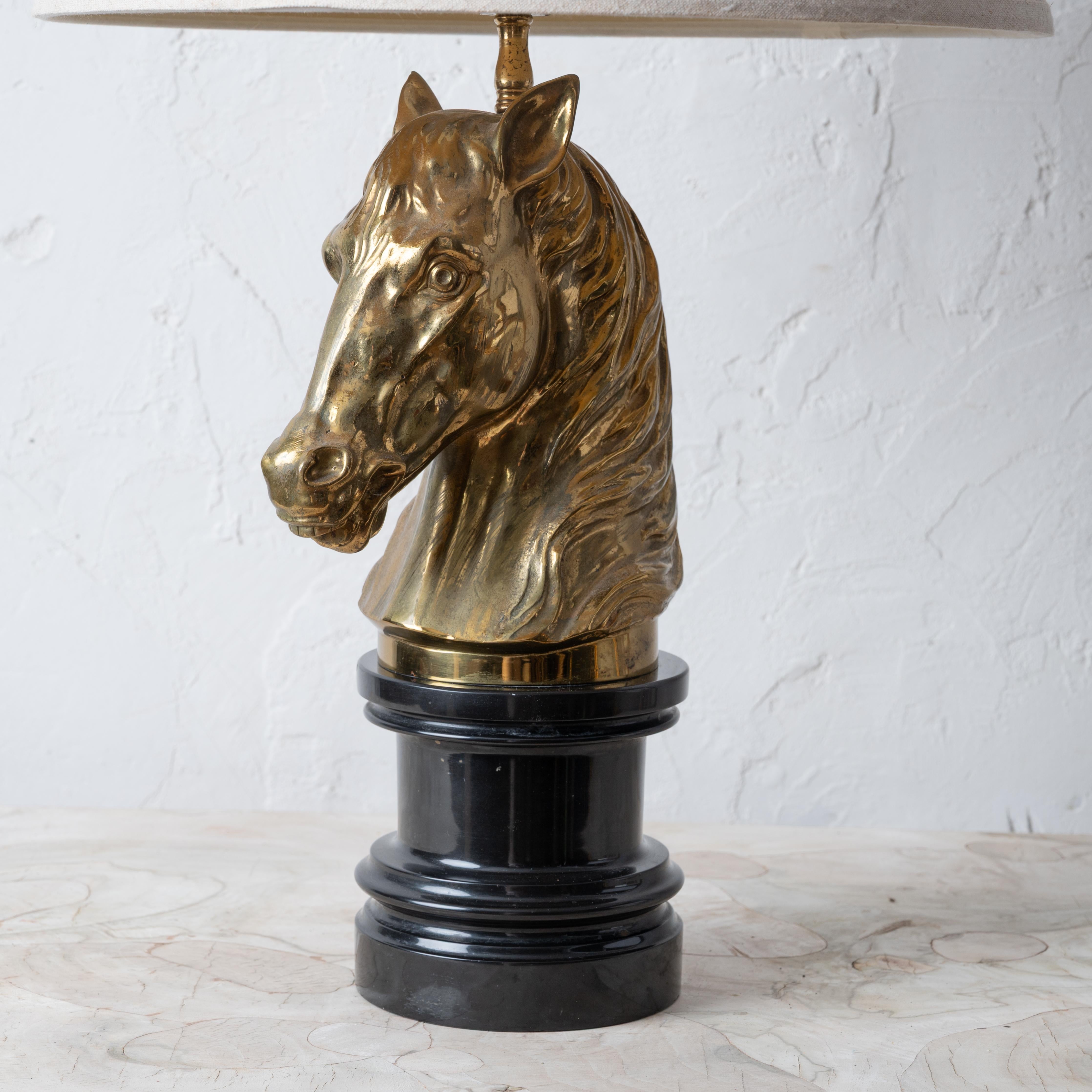 Lampada a testa di cavallo in ottone Maison Jansen, c.1950 in vendita 2