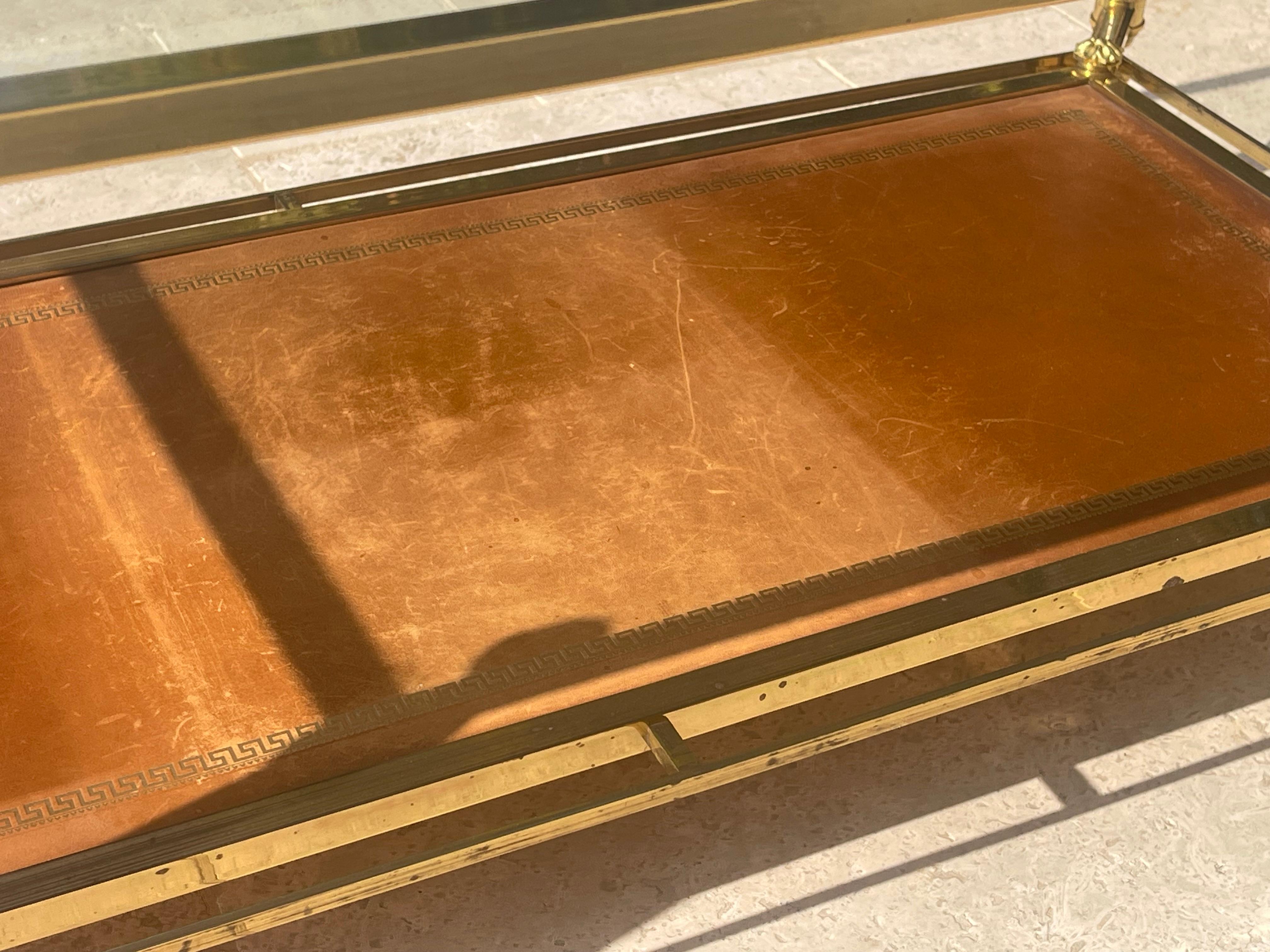 Maison Jansen - Table basse en laiton et cuir en vente 4
