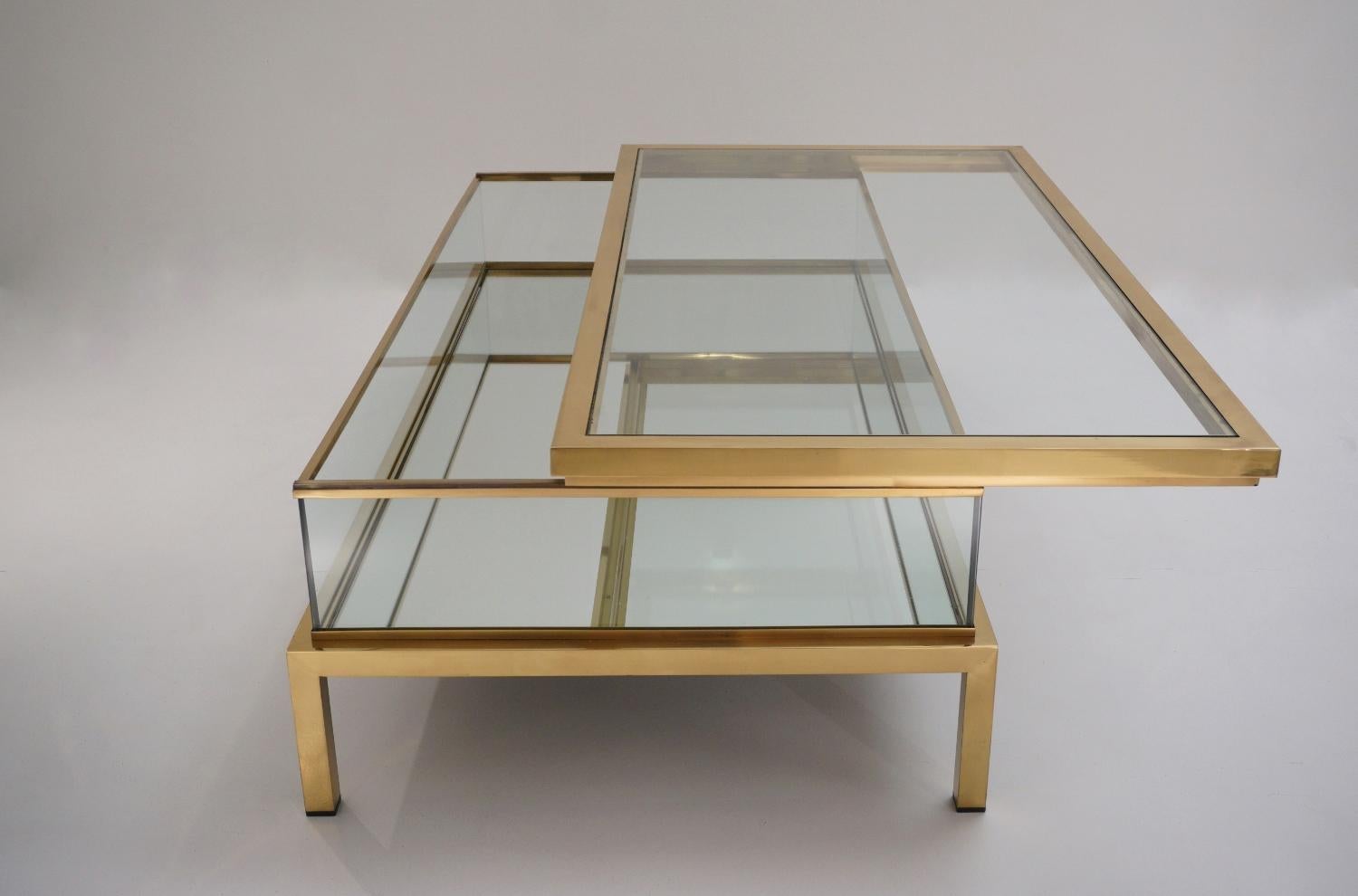 Maison Jansen Brass Two Tier Sliding Top Display Coffee Table, Mirrored Shelf In Good Condition In London, GB