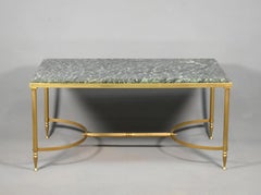 Couchtisch von Maison Jansen mit grüner Marmorplatte, 1960