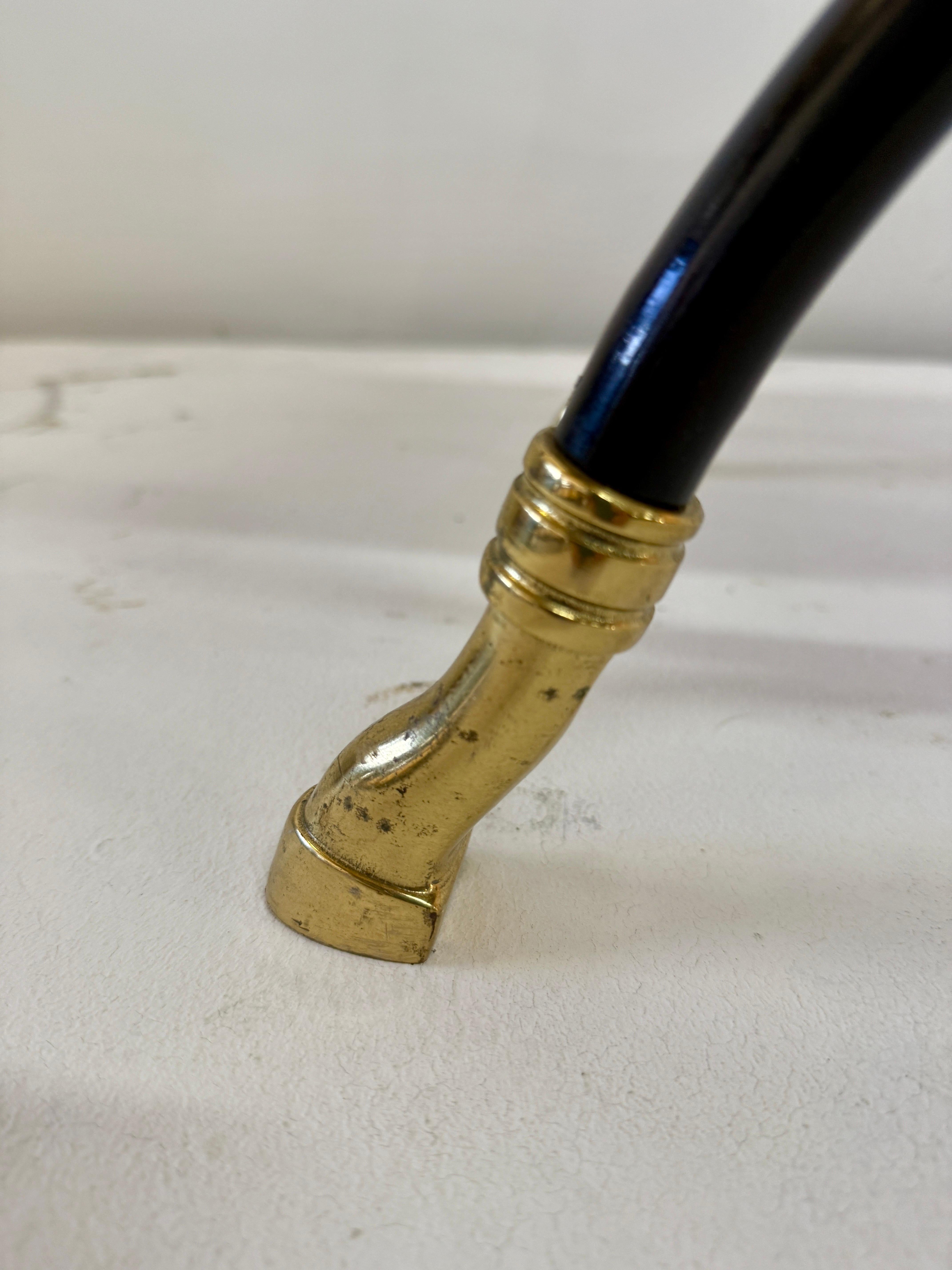 Dipinto Sgabello Maison Jansen Curule in pelle cucita, ottone e metallo in vendita